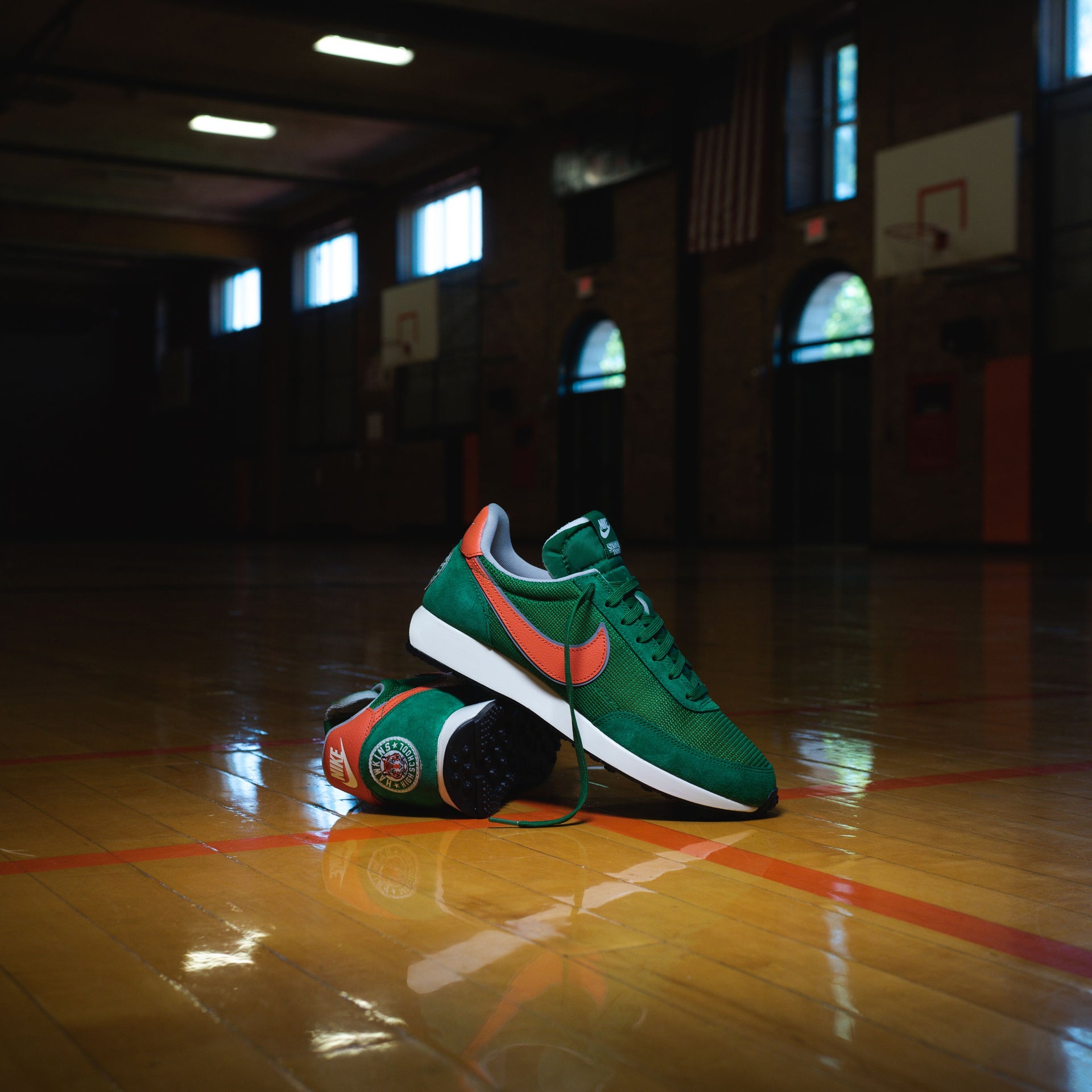 Nike x Stranger Things Hawkins High Air Tailwind - Pine Green / Cosmic Clay / Sail
