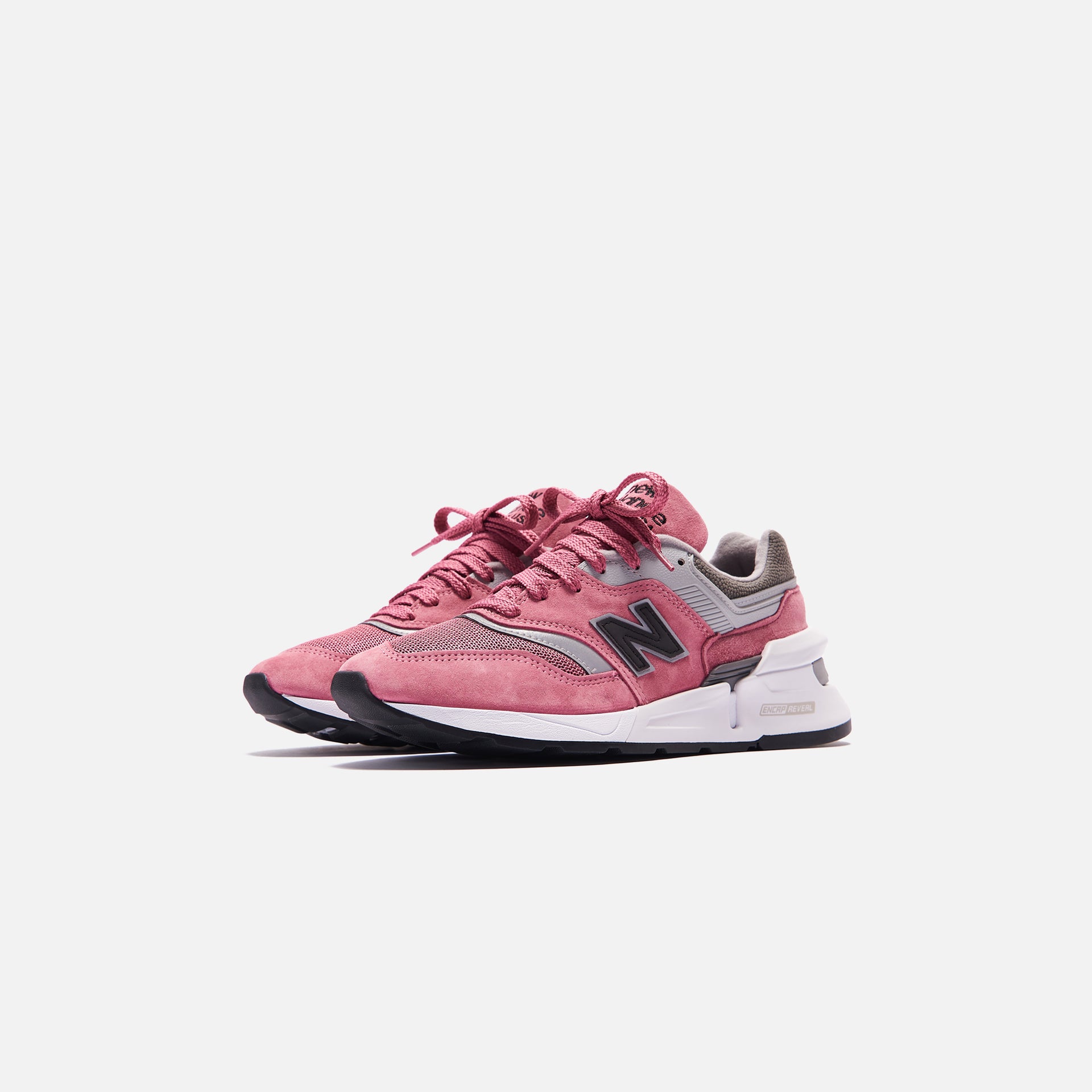 New Balance M997 SV1 - Pink / Grey
