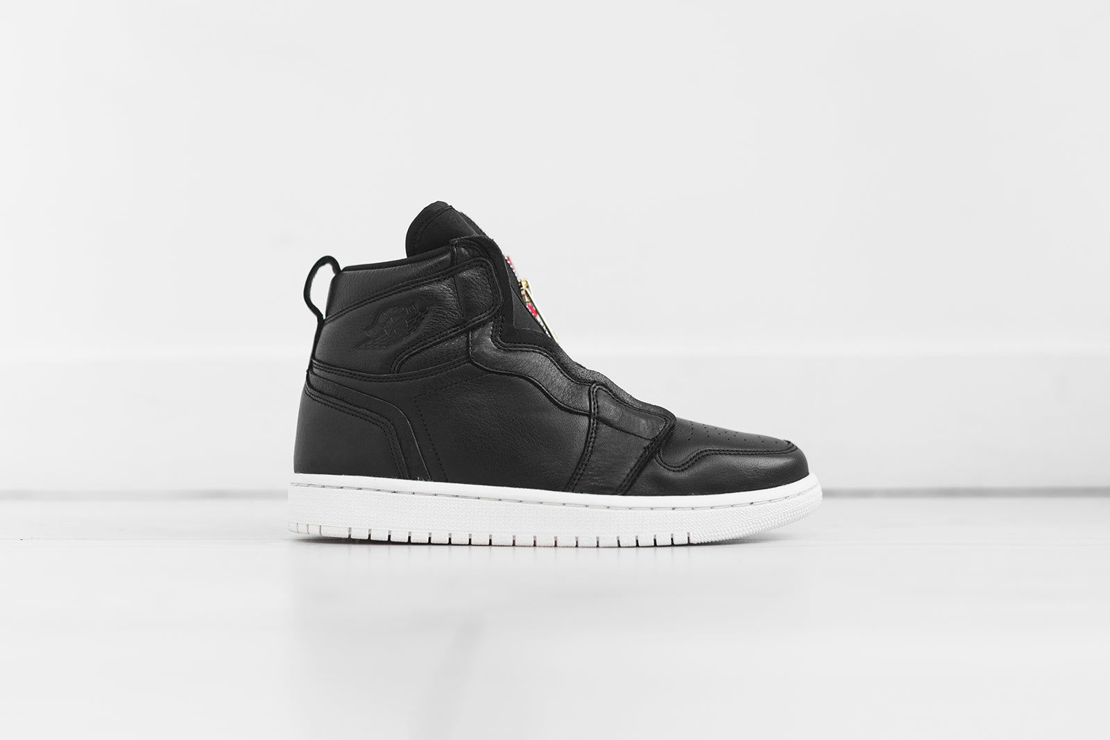 Nike WMNS Air Jordan 1 High Zip - Black / Sail