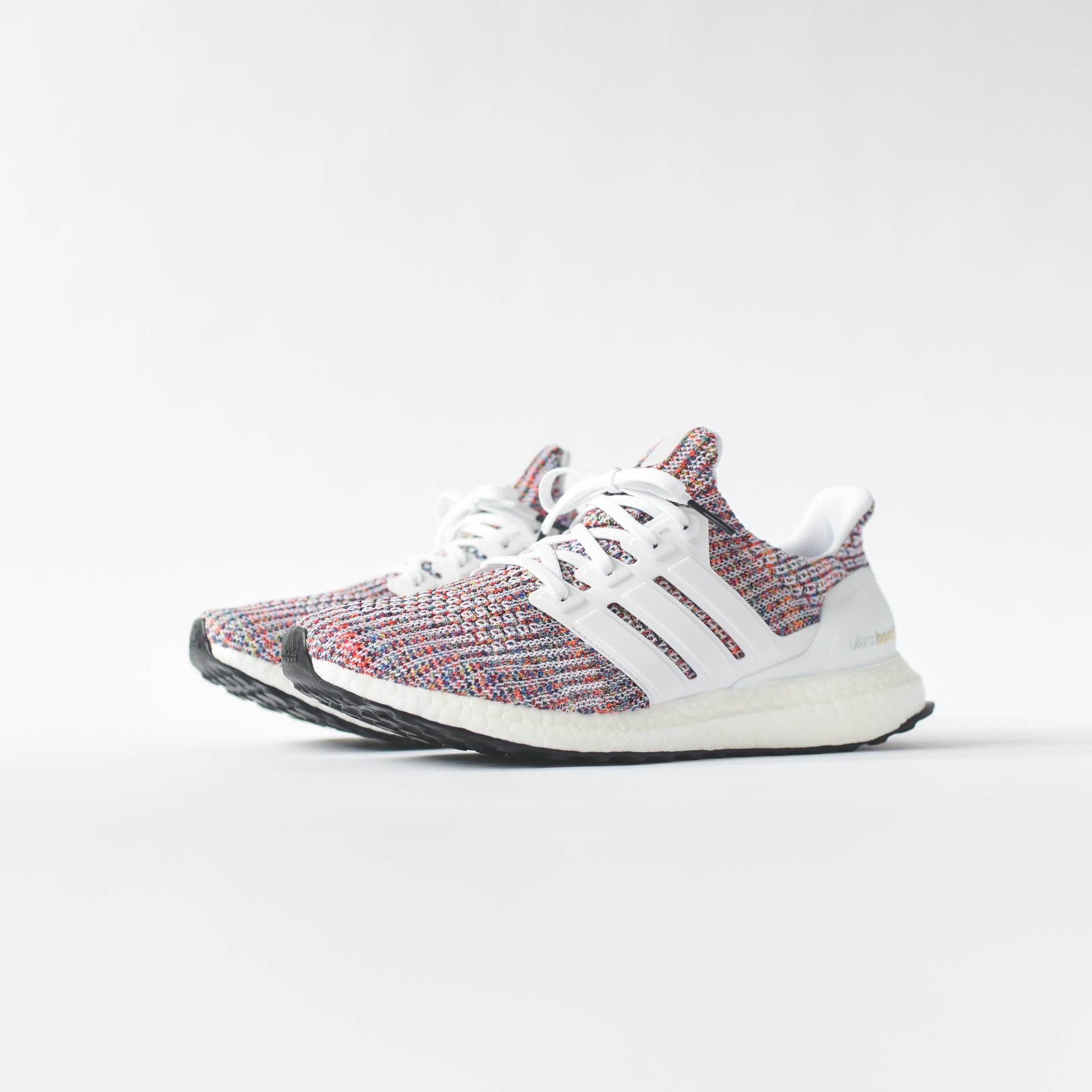 adidas UltraBoost - Multi / White