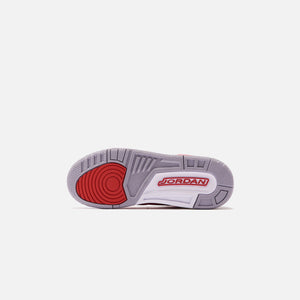 Nike Air Jordan 3 Retro SE - Varsity Red / Cement Grey / Black
