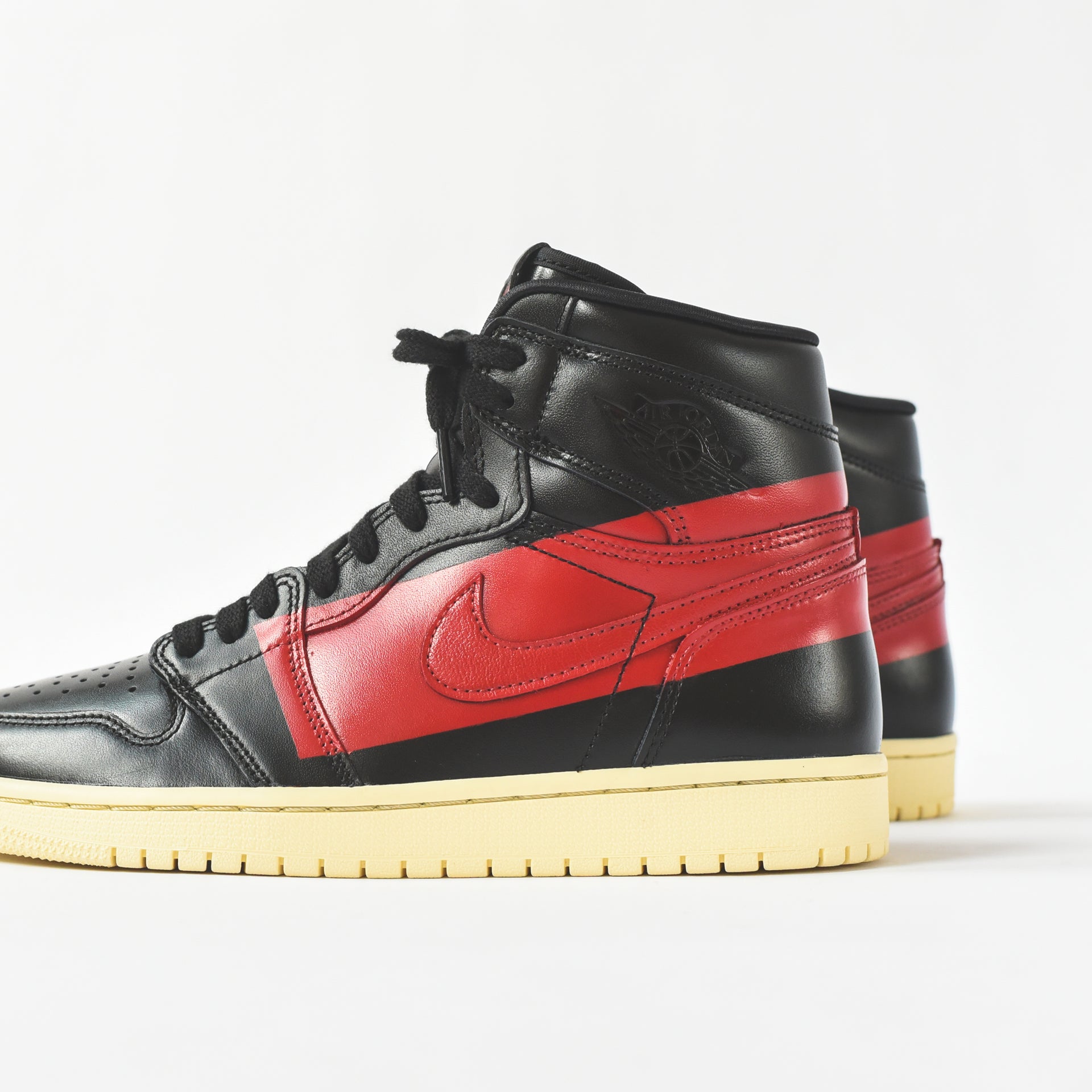Nike Air Jordan 1 High OG Defiant - Couture