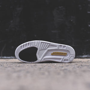 Nike Air Jordan Legacy 312 - Black / Metallic Gold / White