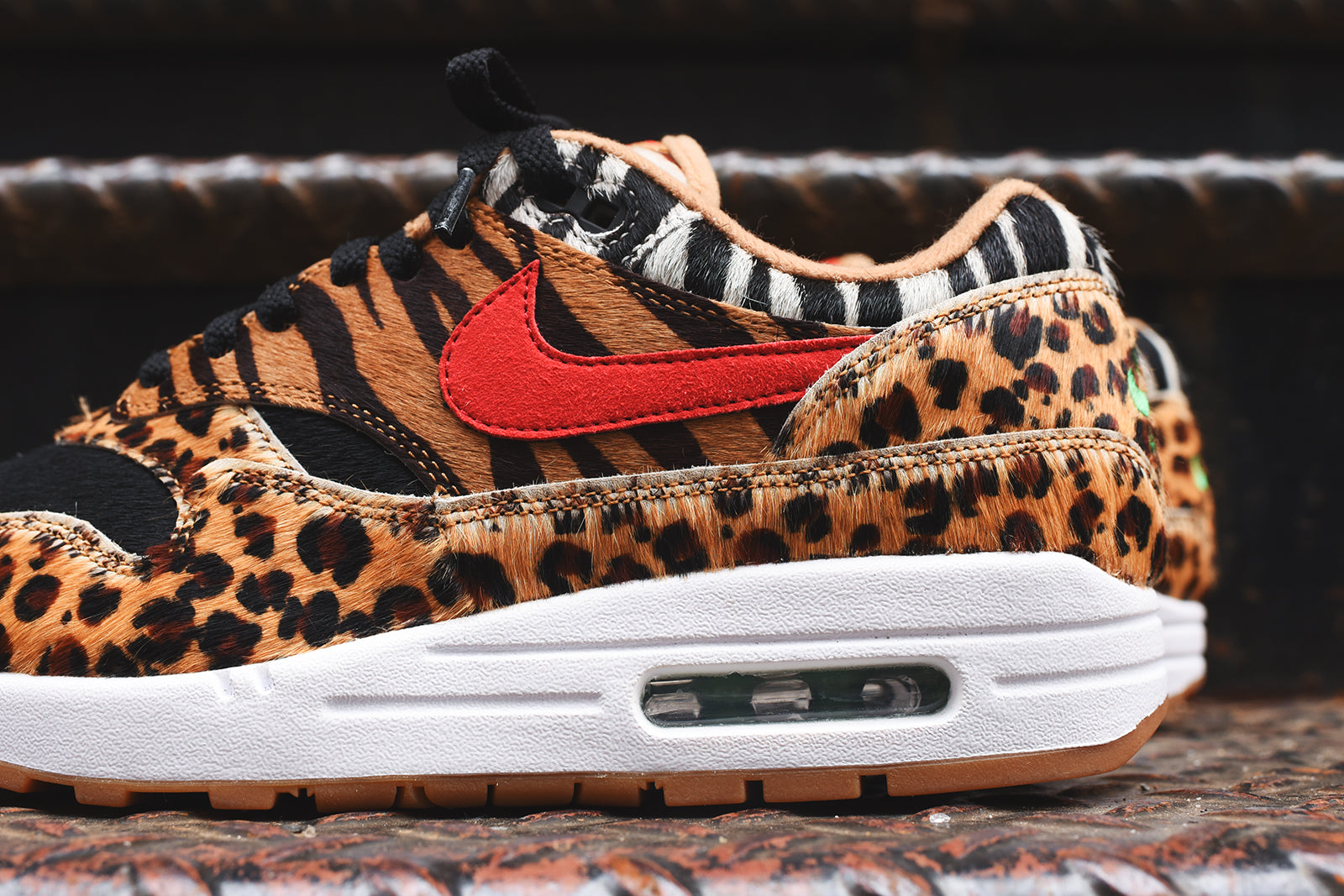 Nike x atmos Air Max 1 DLX - Wheat / Sport Red / Bison