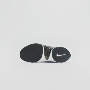 Nike DMNSIX Signal - Black / White / Football Grey / Pale Vanilla