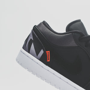 Nike Air Jordan 1 Paris Saint-Germain - Black / Dark Grey / Infrared 23