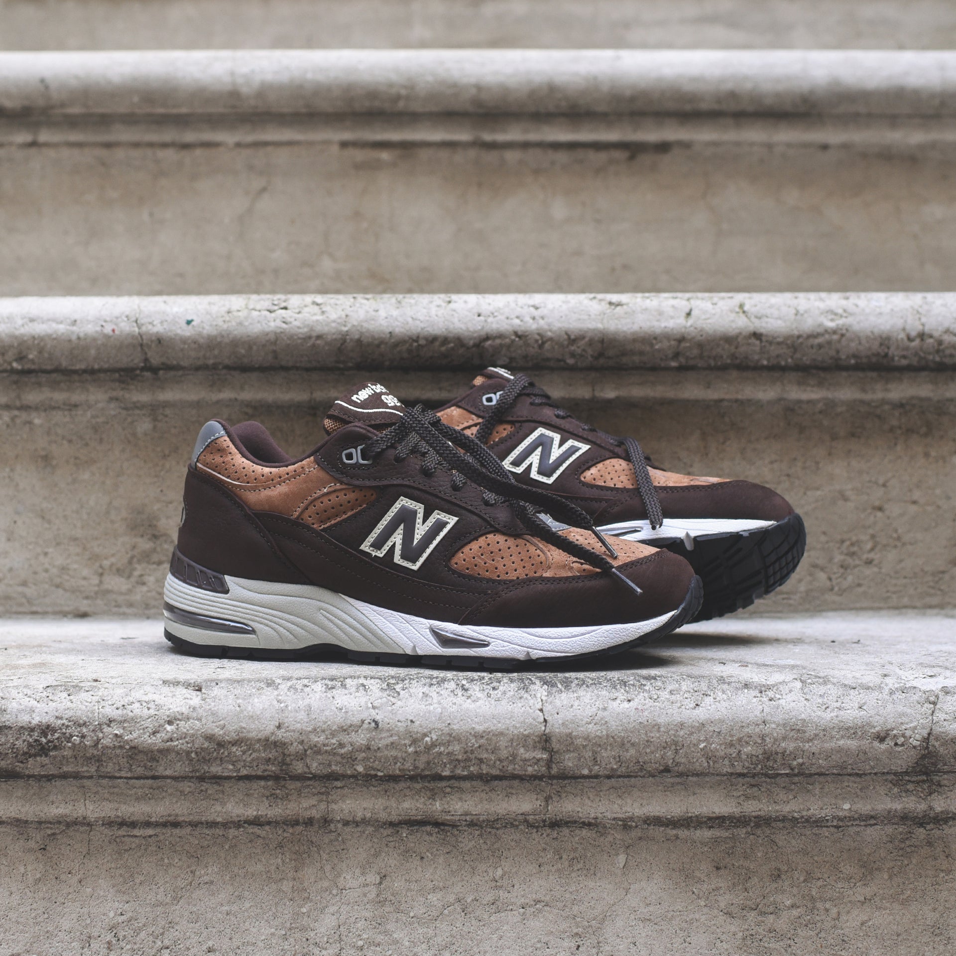 New Balance ML 991 VI - Dark Brown / Tan