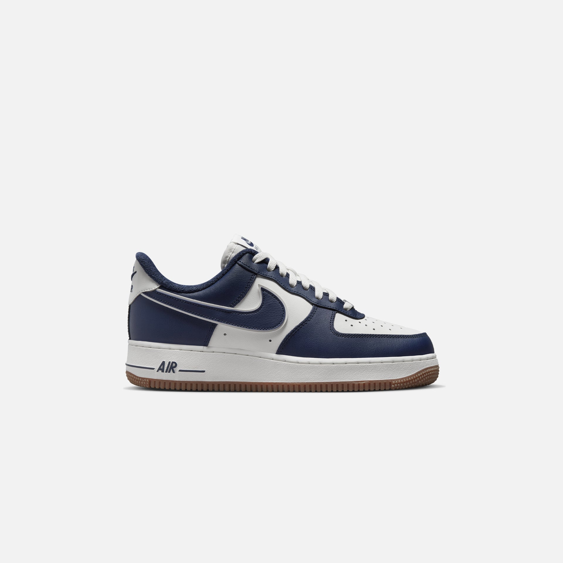 Nike Air Force 1 `07 LV8 - Sail / Midnight Navy-Gum Med Bro