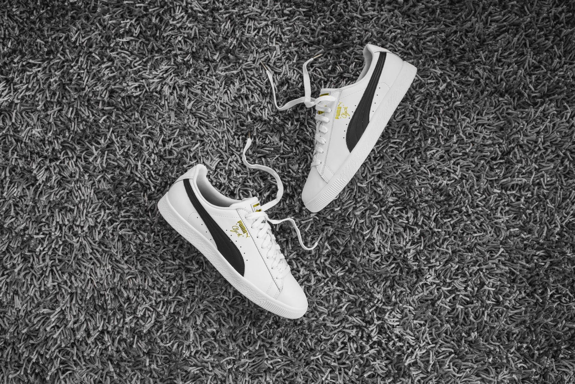 Puma Clyde Foil - White / Black / Team Gold