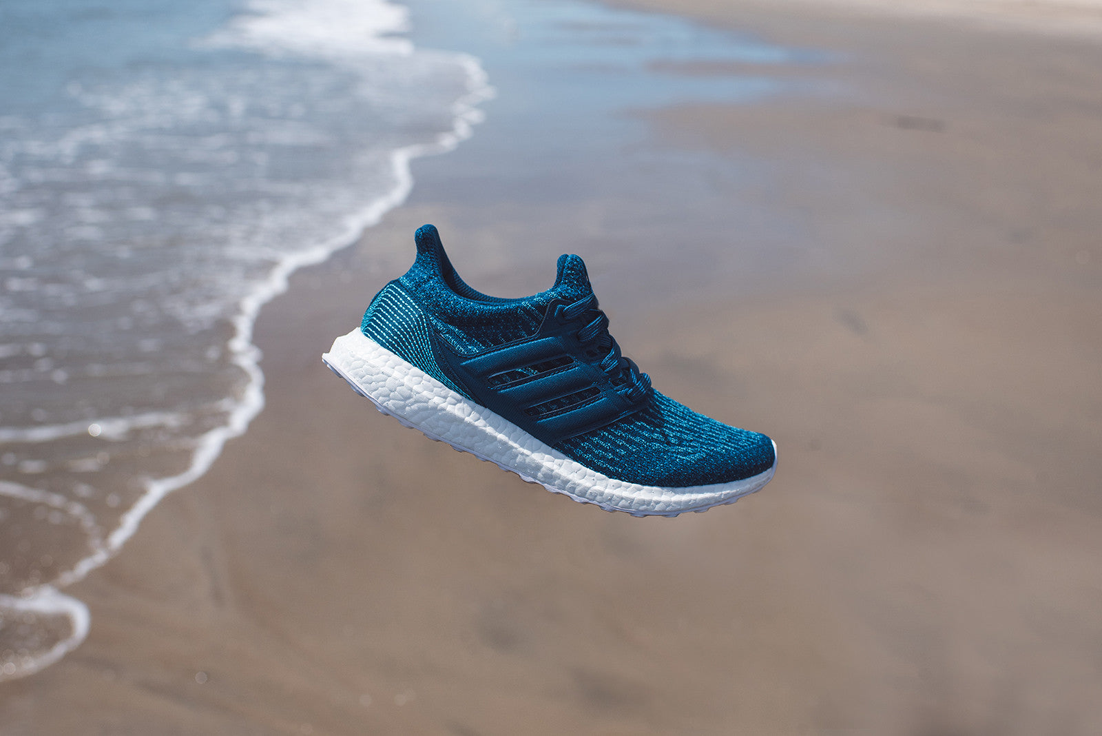 adidas x Parley UltraBoost - Night Navy / Intense Blue Kith adidas x Parley UltraBoost - Night Navy / Intense Blue Kith