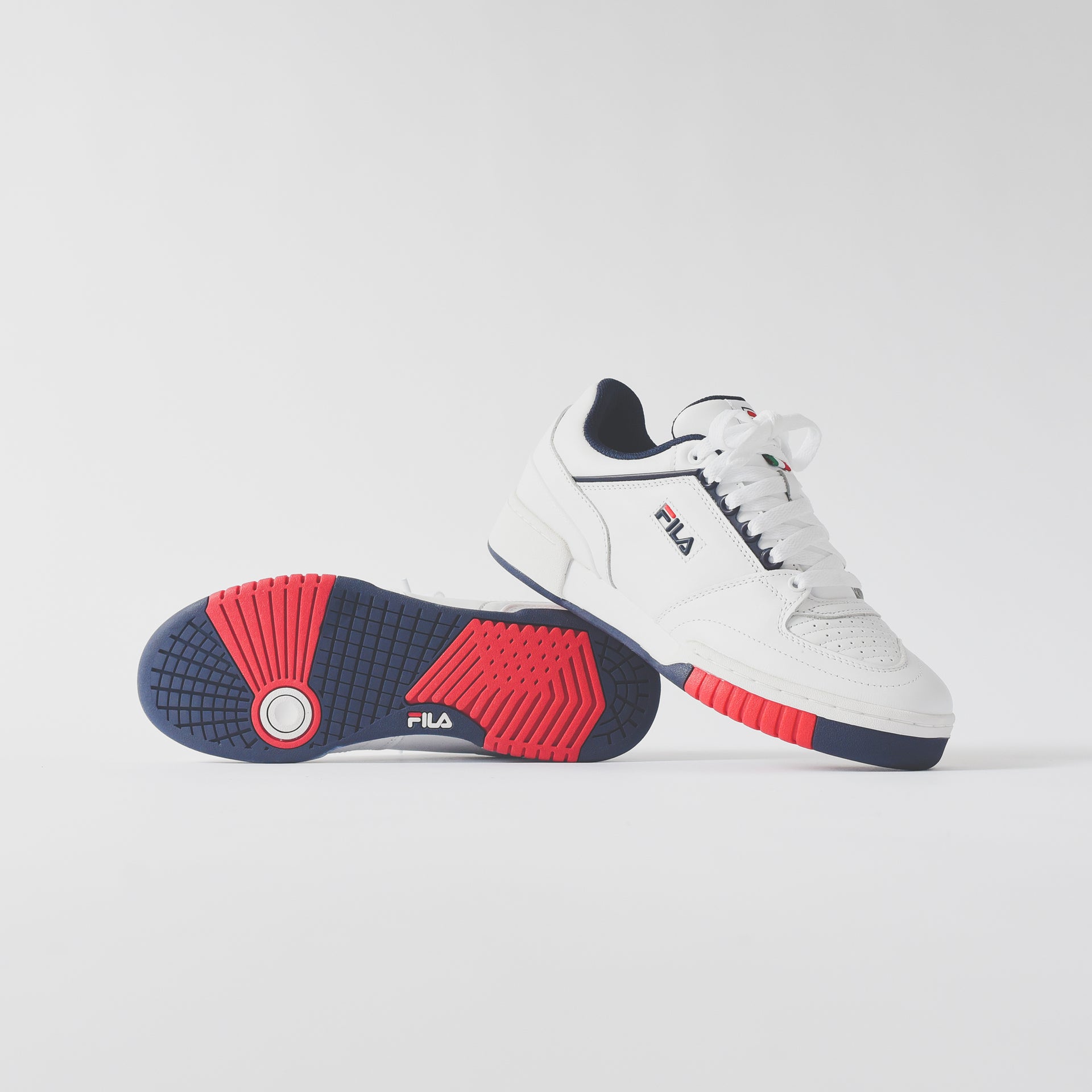 Fila Targa - White / Navy / Red