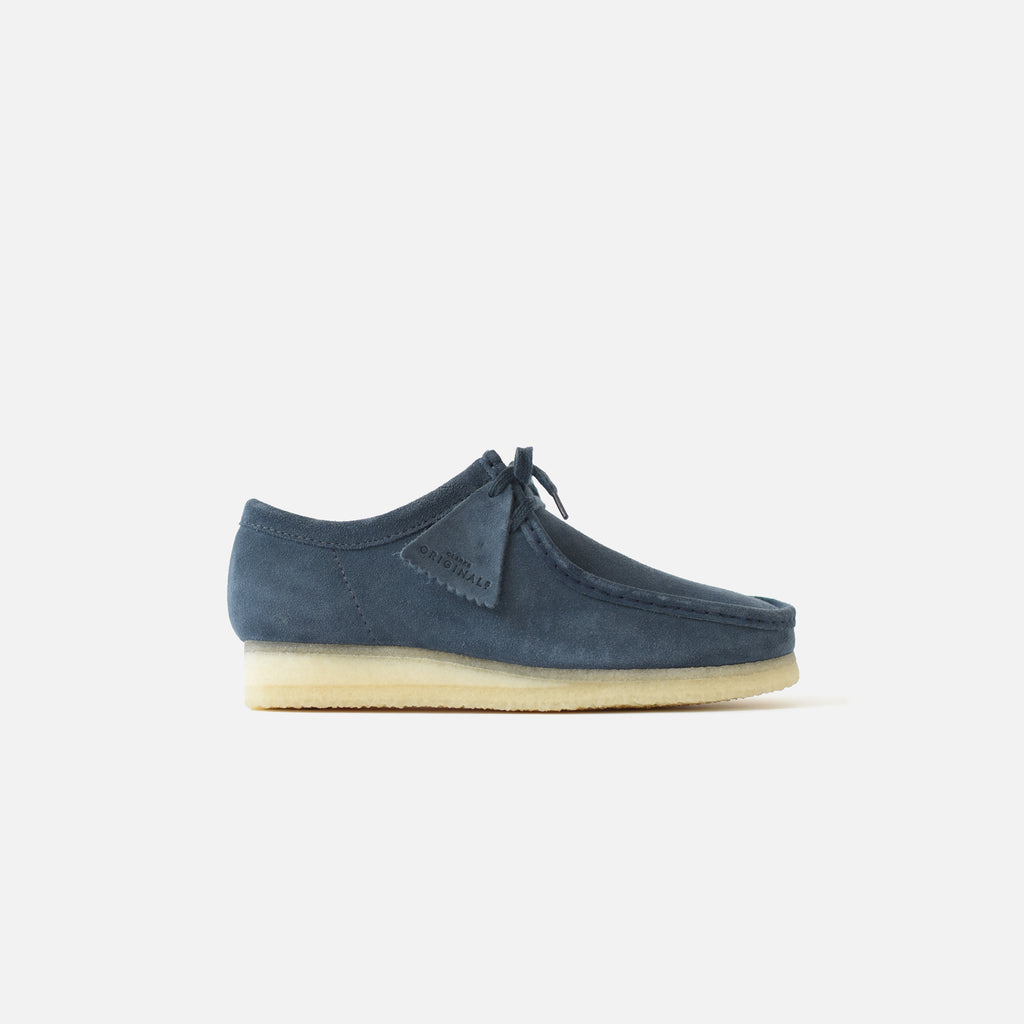 Clarks wallabee deals deep blue