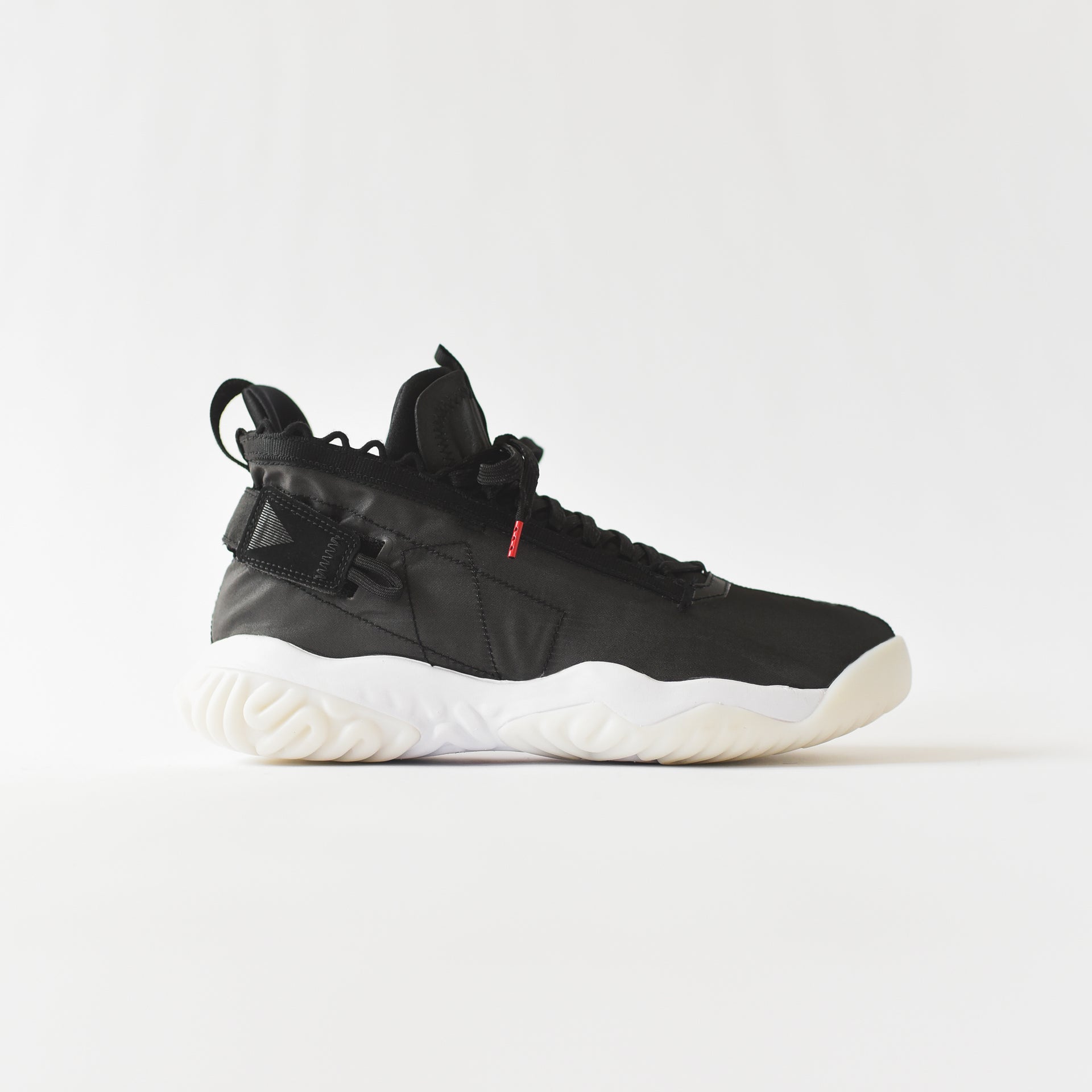 Nike Air Jordan Proto-React - Black / White