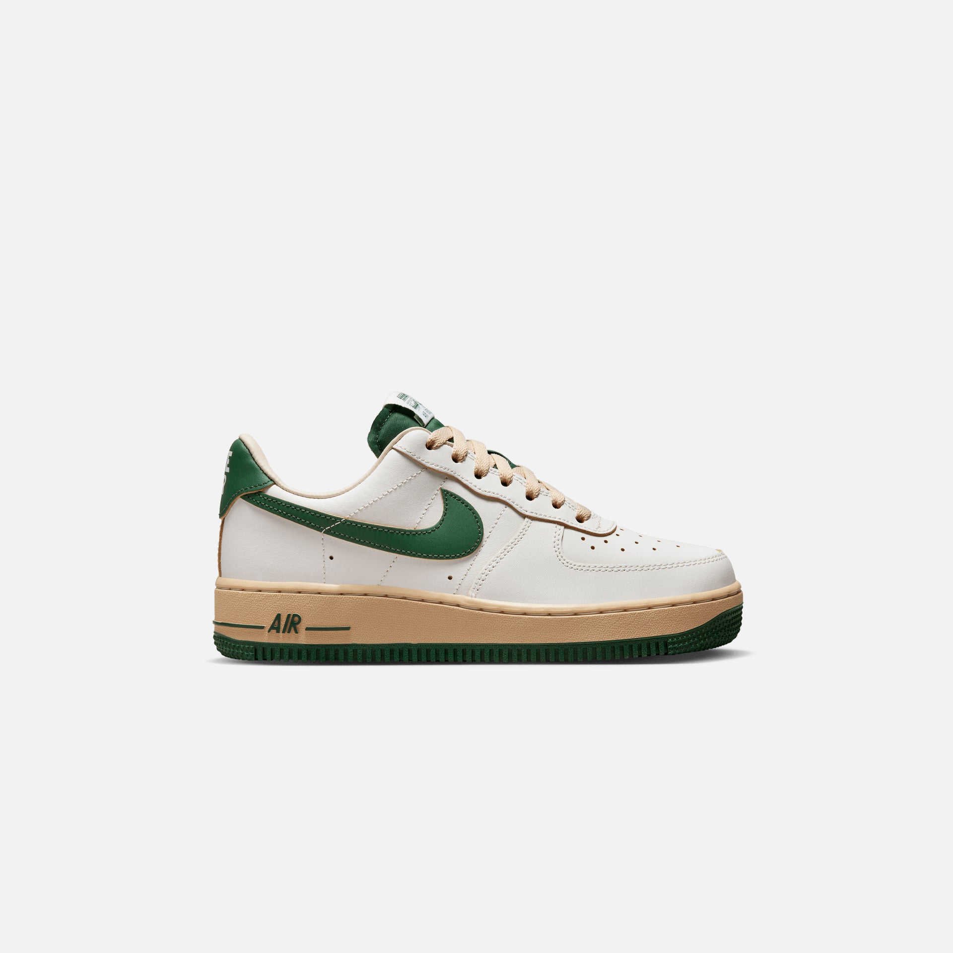 Nike WMNS Air Force 1 `07 LV8 - Sail / Gorge Green / Sesame / Pearl White