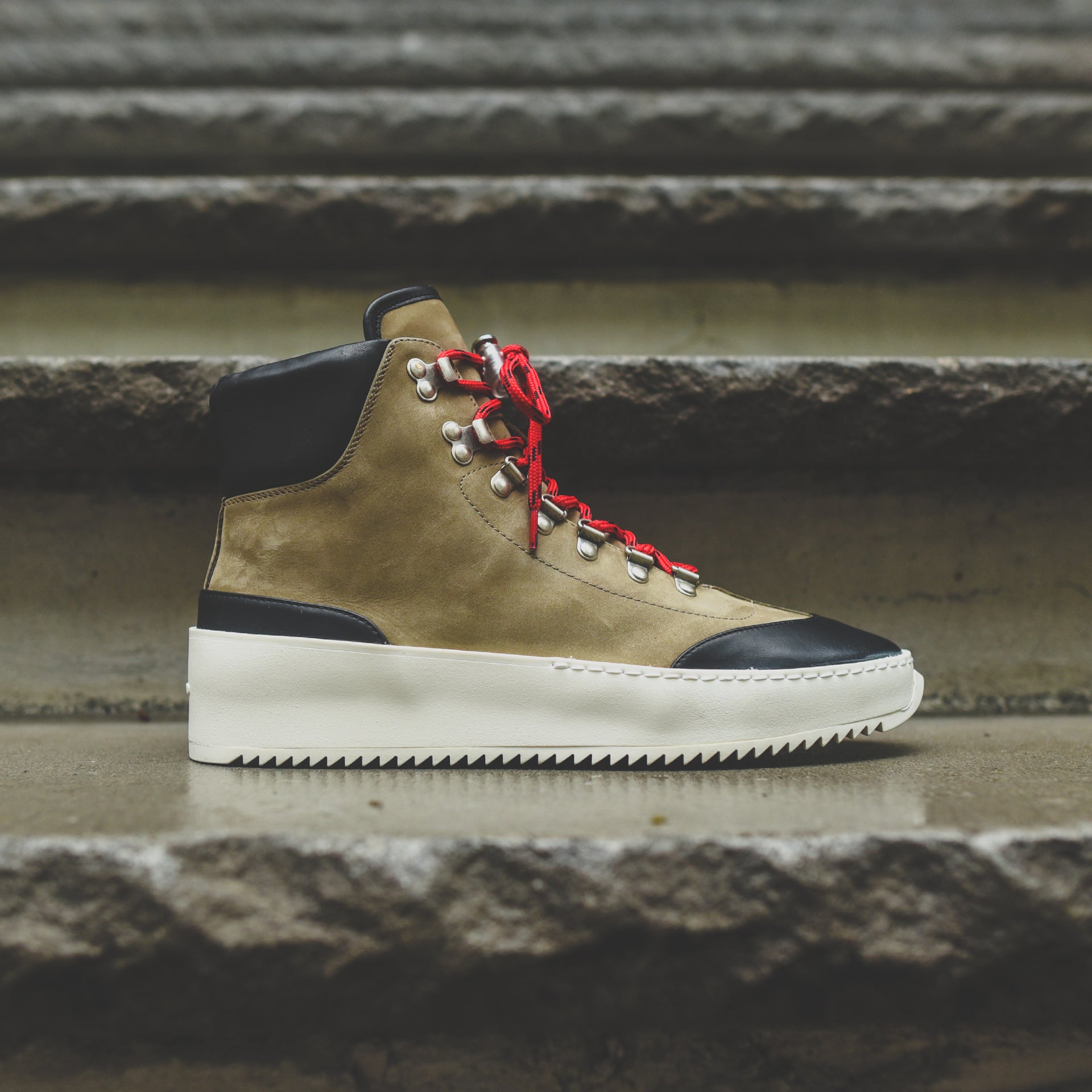 Fear of God 6th Collection Hiker - Olive / Black