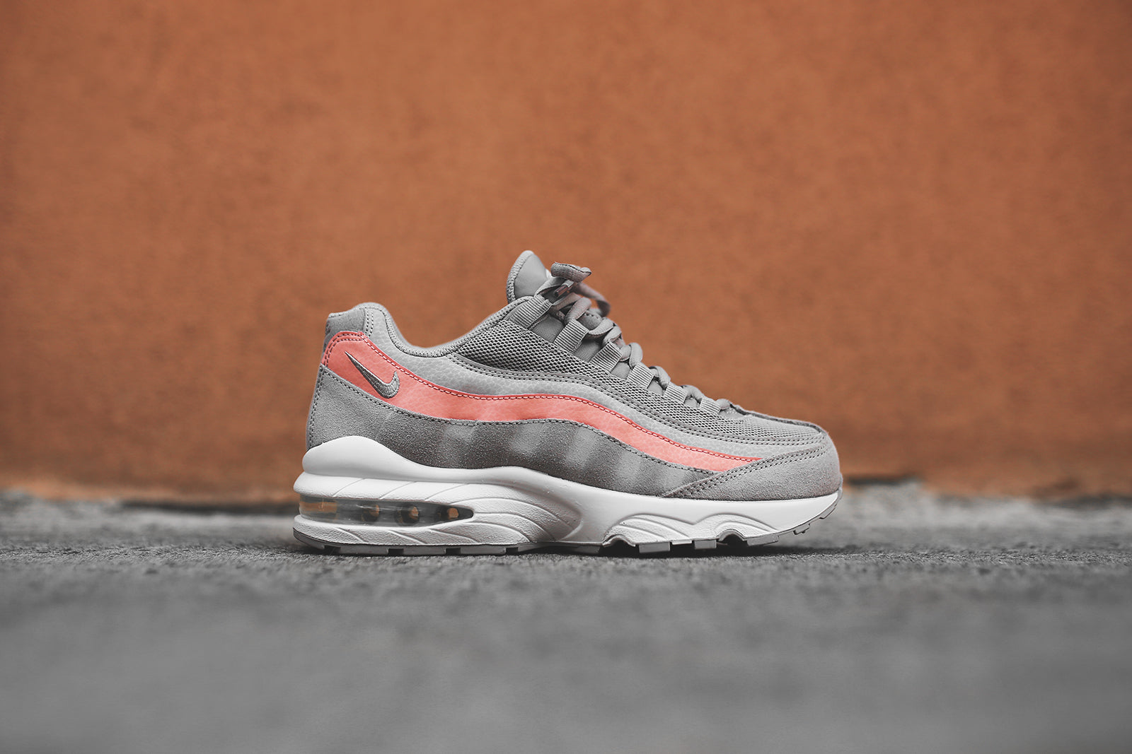 Nike Grade School Air Max 95 - Grey / Coral / White