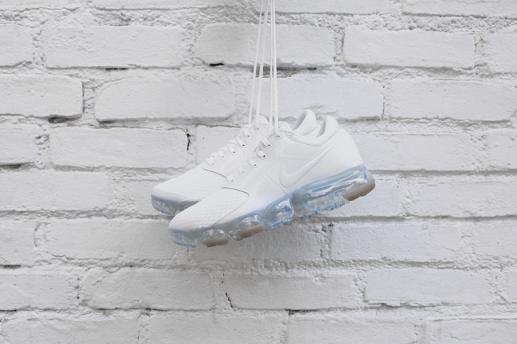 Vapormax white silver shop