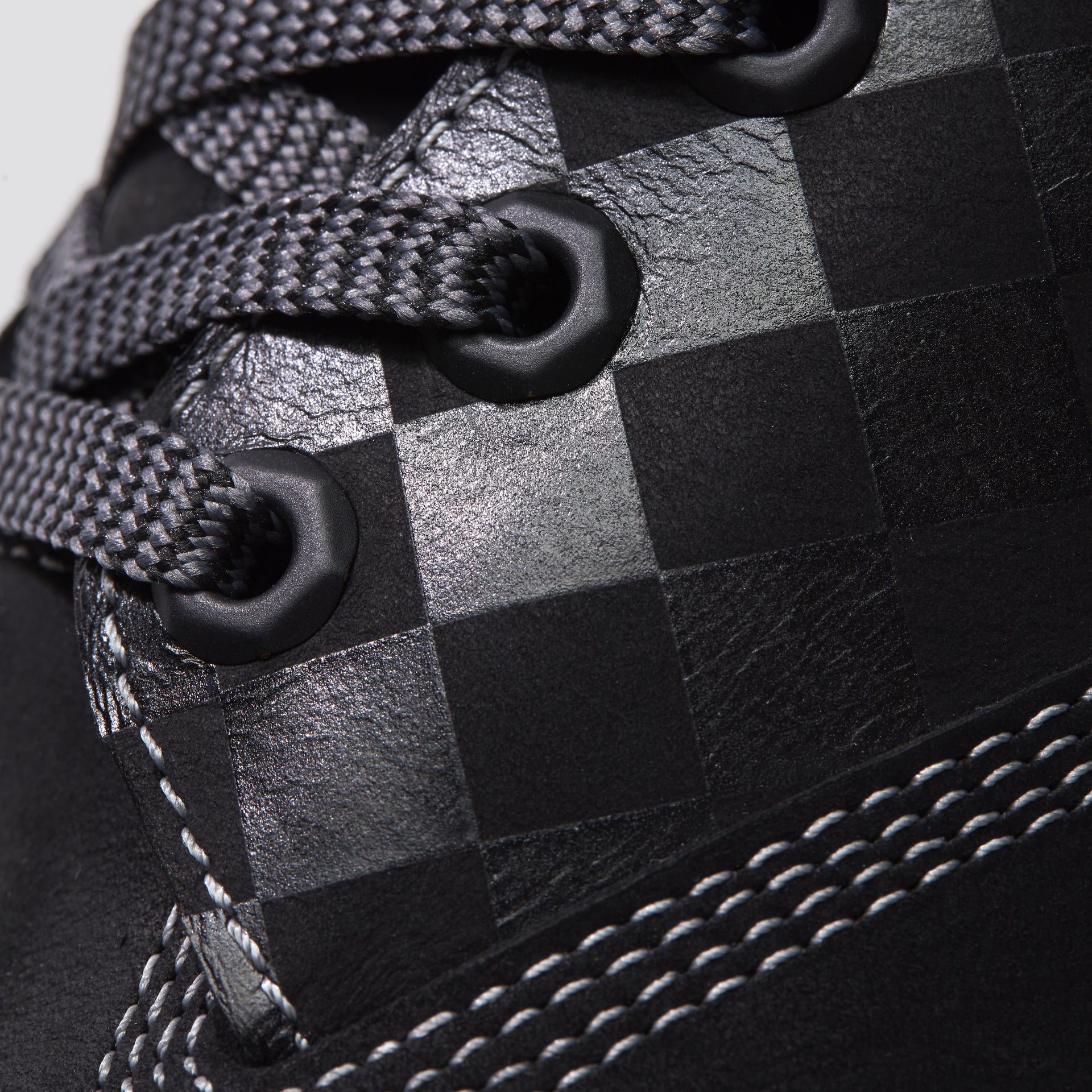 Timberland x Vans 6" Boot - Black / Checkerboard