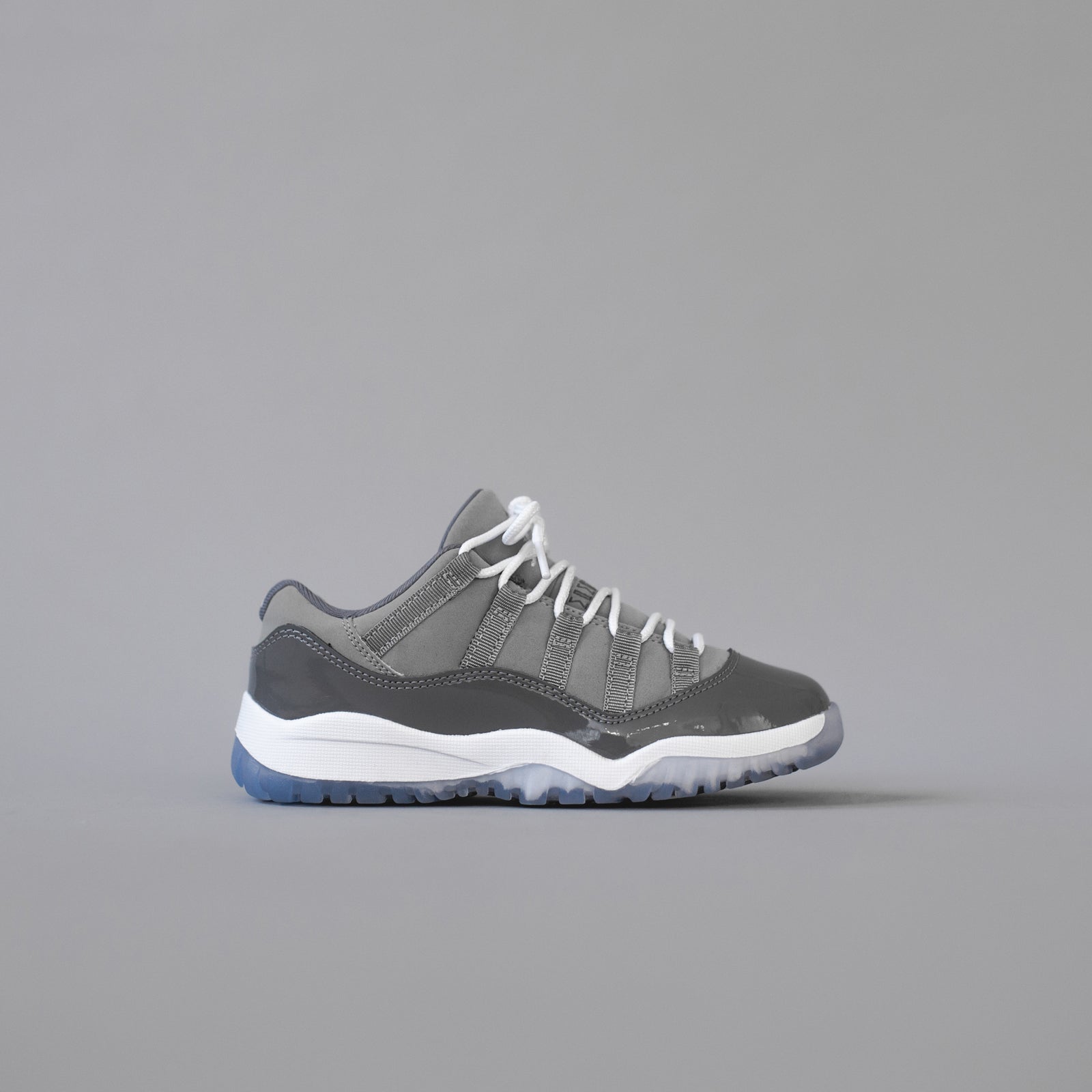 Nike Pre-School Air Jordan 11 Retro Low - Medium Grey / White Gunsmoke