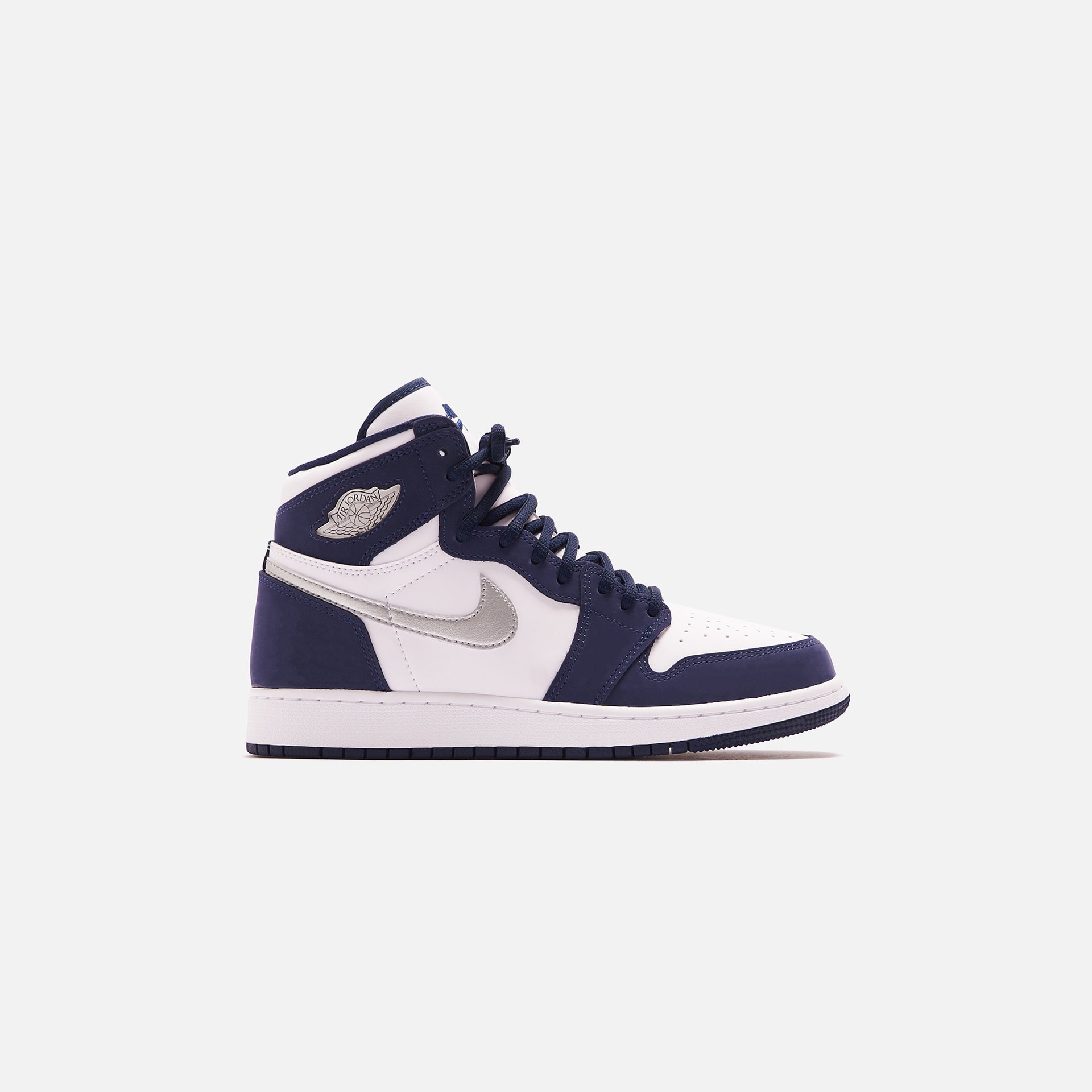Nike Grade School Air Jordan 1 Retro High OG - White / Metallic Silver / Midnight