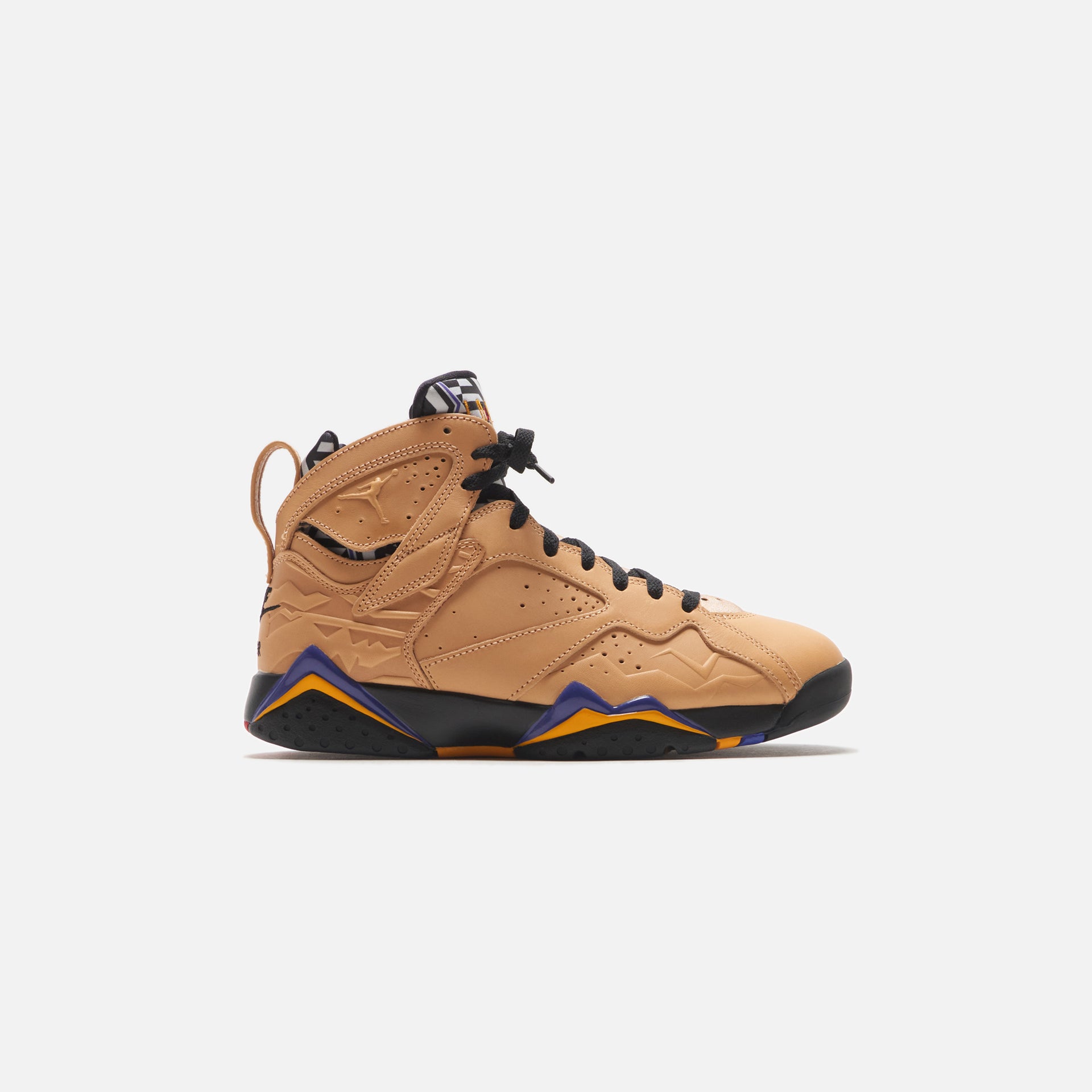 Nike Air Jordan 7 Retro SE - Vachetta Tan / Black /Taxi /Dark Concord