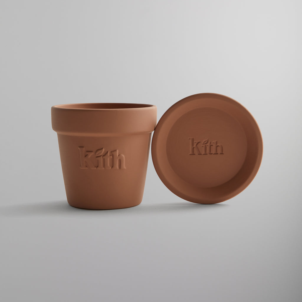 買い安い Kith Earth Day Planter 2023 鉢&受け皿 - フラワー