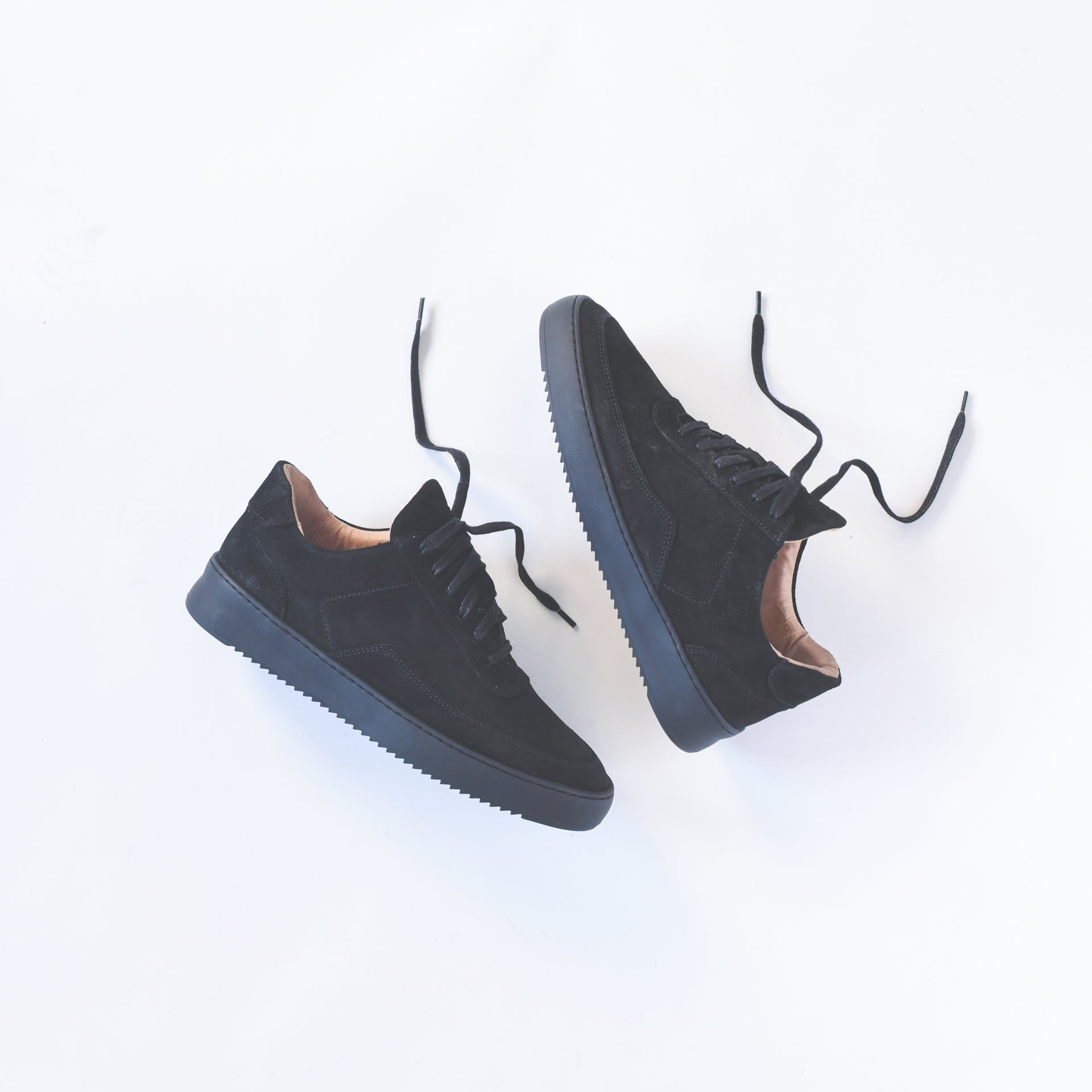 Filling Pieces Nardo Suede - Black