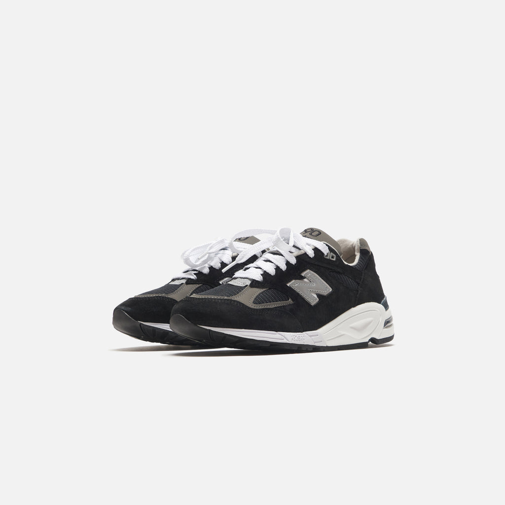 New Balance Made in US 990v2 - Black – Kith