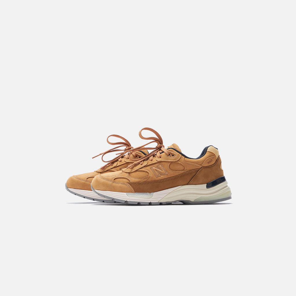 New balance 992 tan with online white