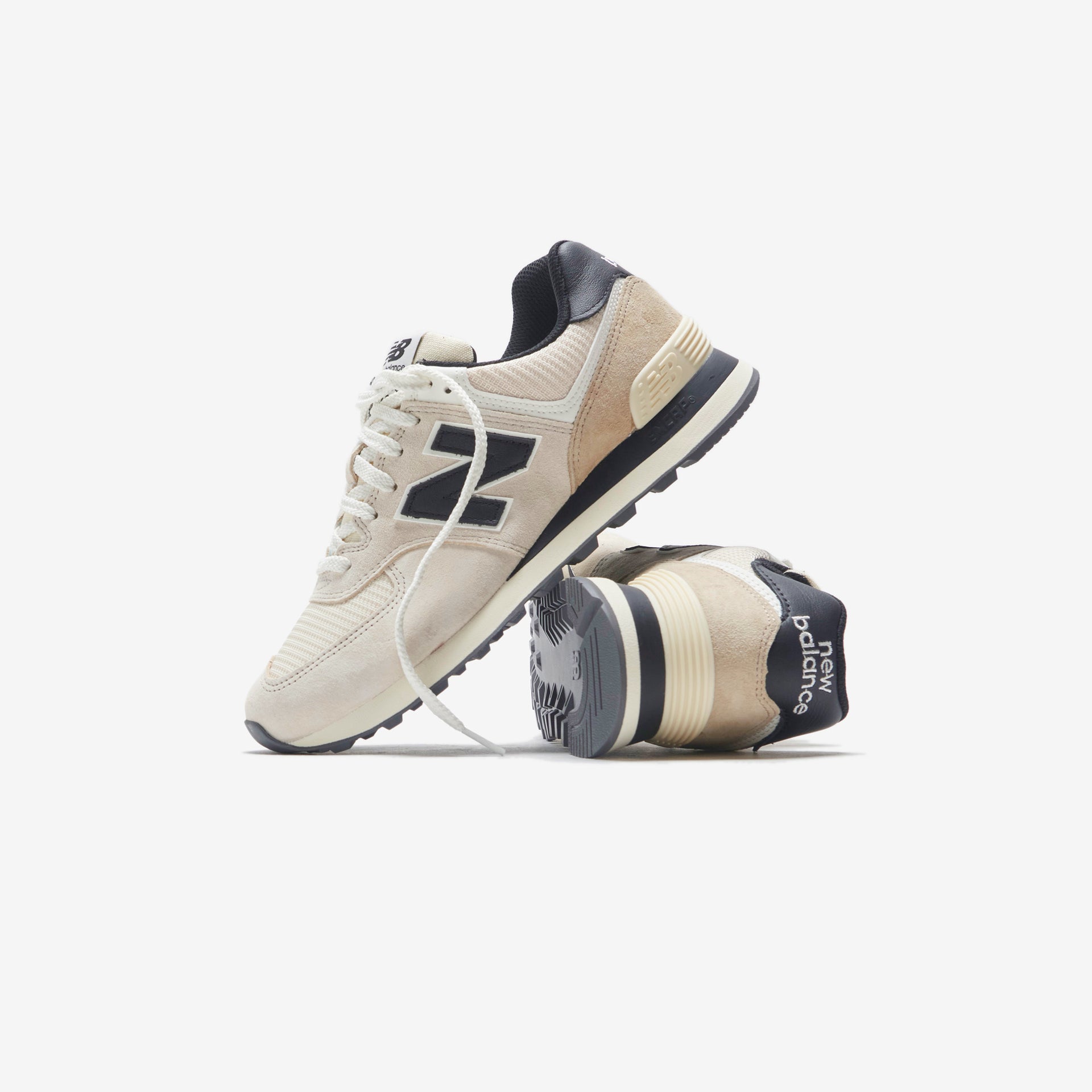 New Balance 574v2 - Macademia Nut / Black