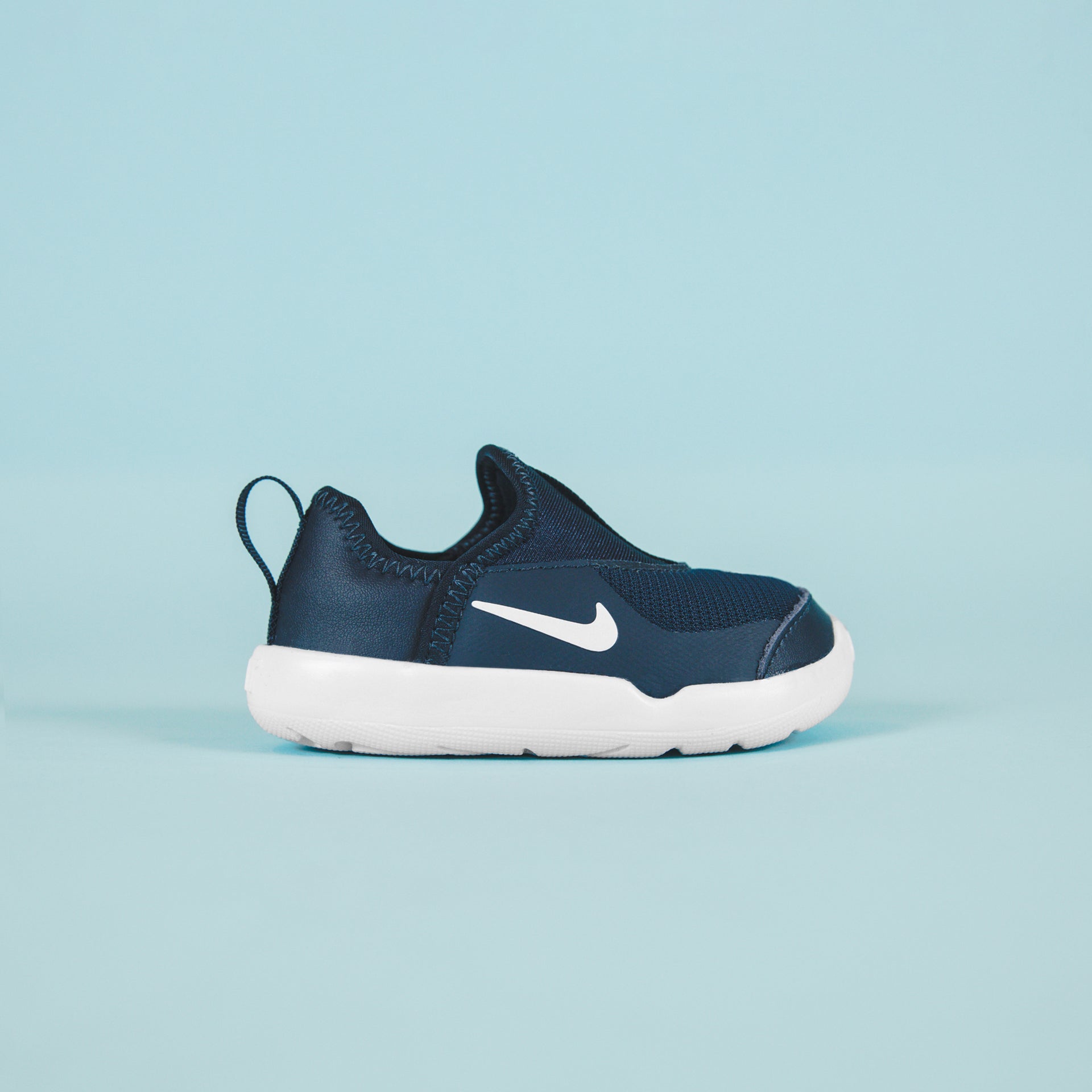 Nike Toddler Lil` Swoosh - Obsidian / White