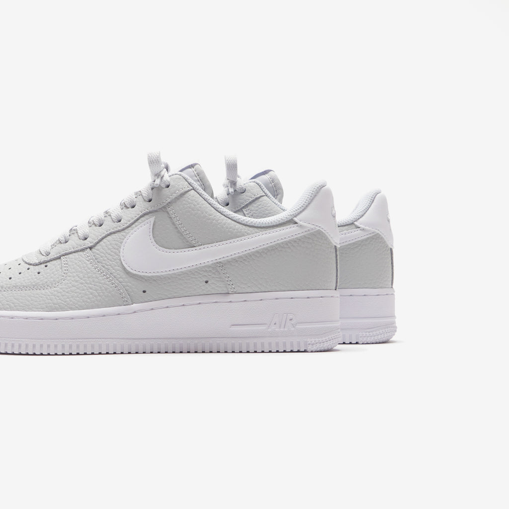 Nike Air Force 1 '07 LV8 - White / Pure Platinum / Black – Kith Europe