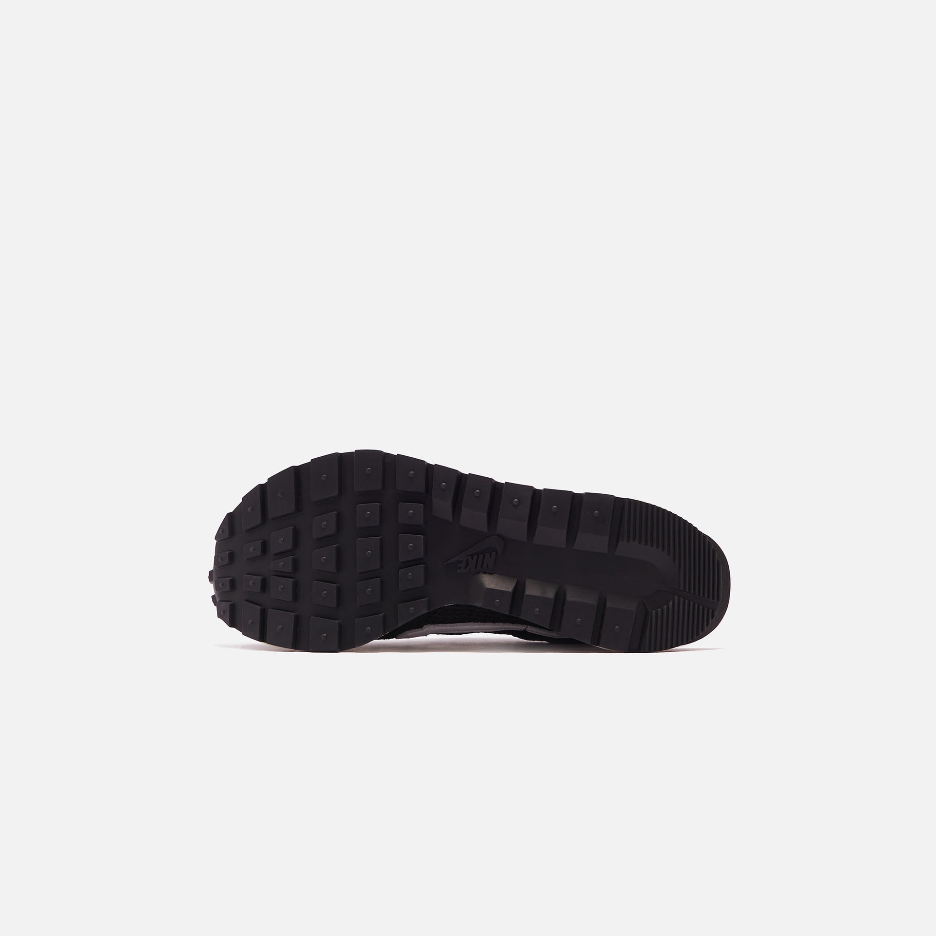 Nike Sacai Vaporwaffle - Black / Summit White / Pure Platinum