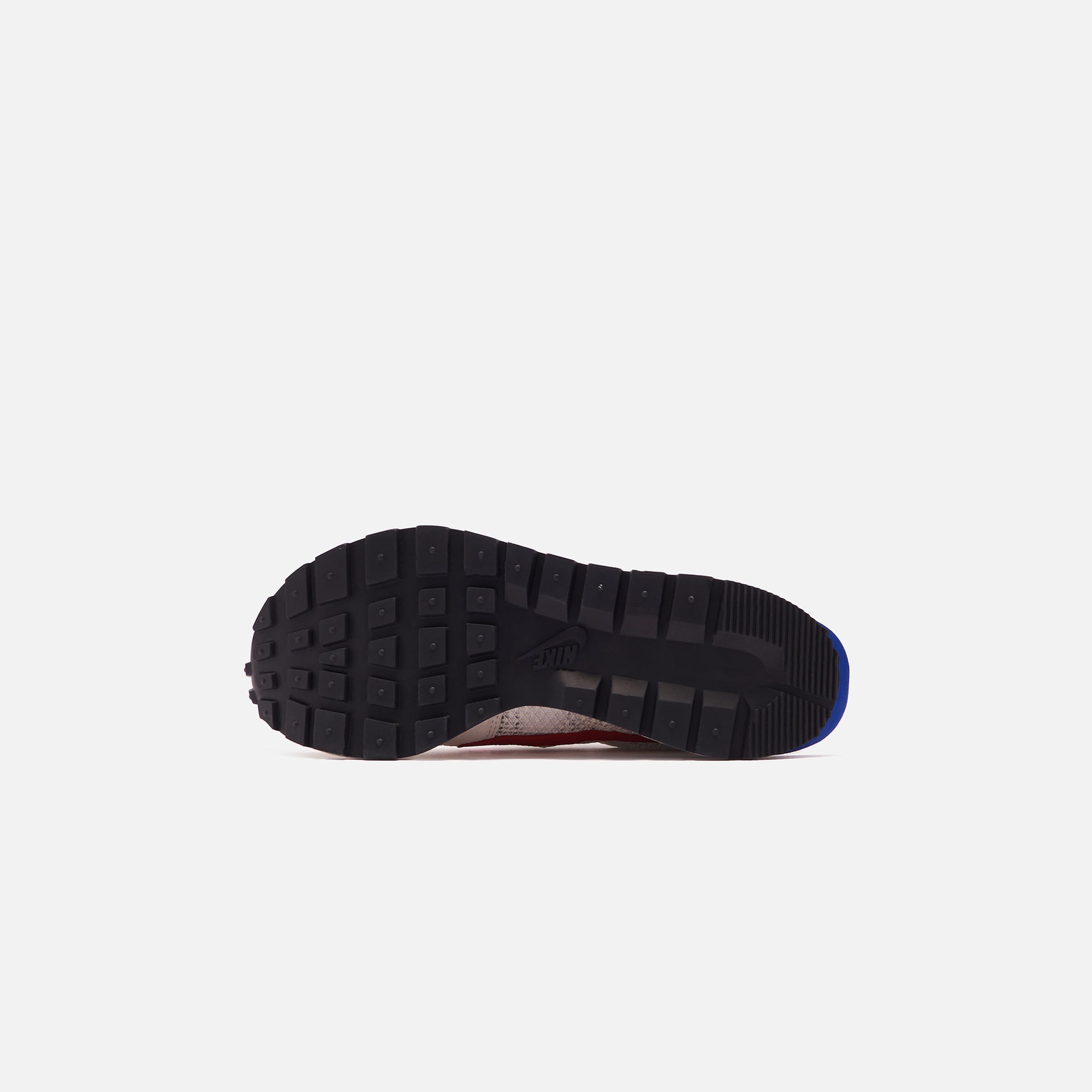 Nike Sacai Vaporwaffle - Sail / Sport Fuchsia / Light Bone / Game Royal