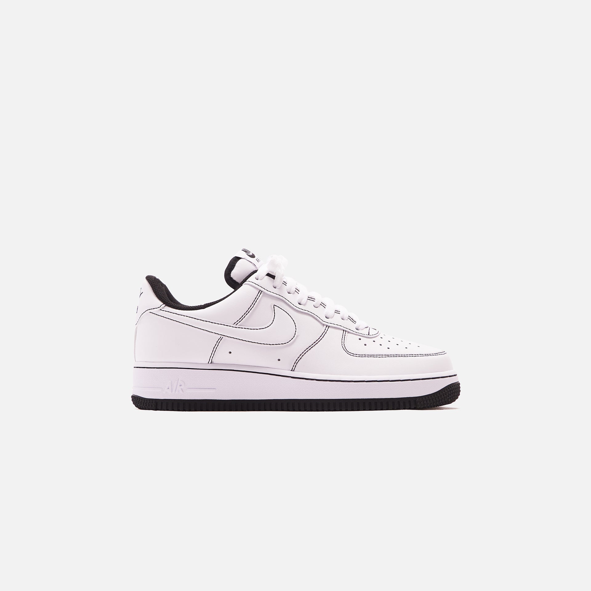 Nike Air Force 1 `07 - White / Black