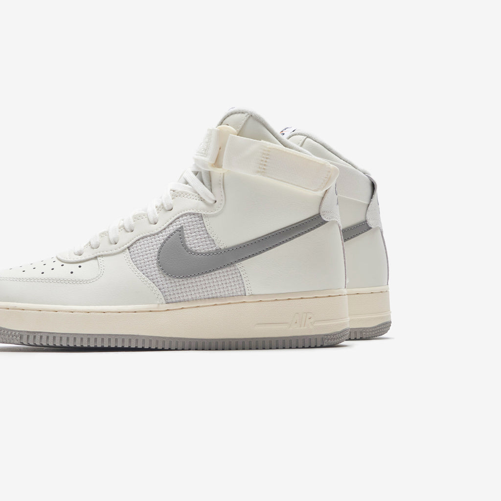 Nike Air Force 1 High '07 LV8 Vintage - SoleFly
