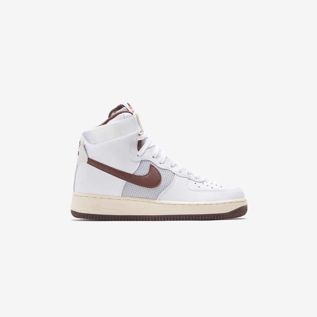 Nike Air Force 1 Luxe - Brown Basalt / Black / Gum Dark Brown – Kith