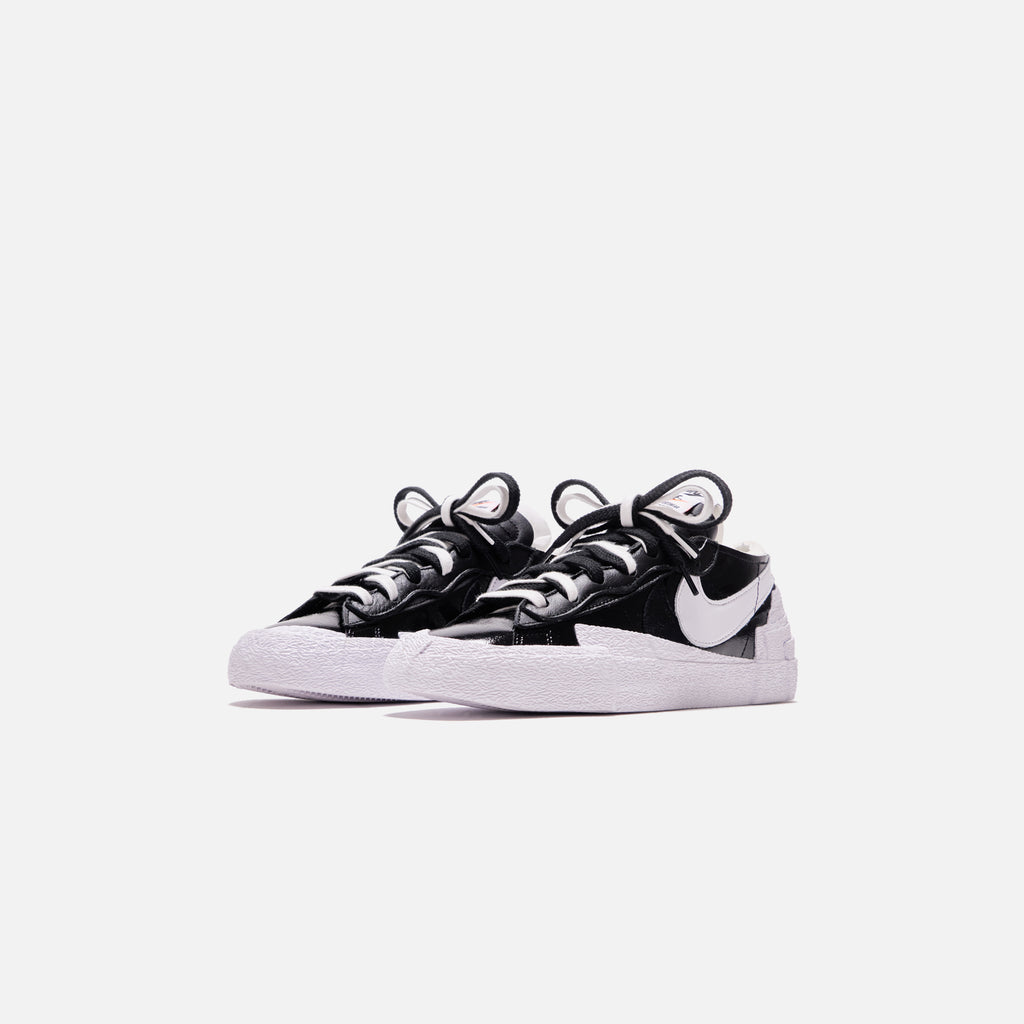 Nike x Sacai Blazer Low - Black / White – Kith
