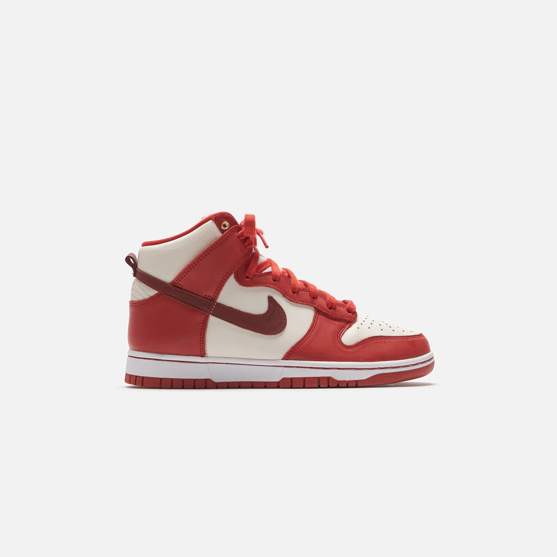 Nike Wmns Dunk High LXX - Cinnabar / Mars Stone / Sail / White