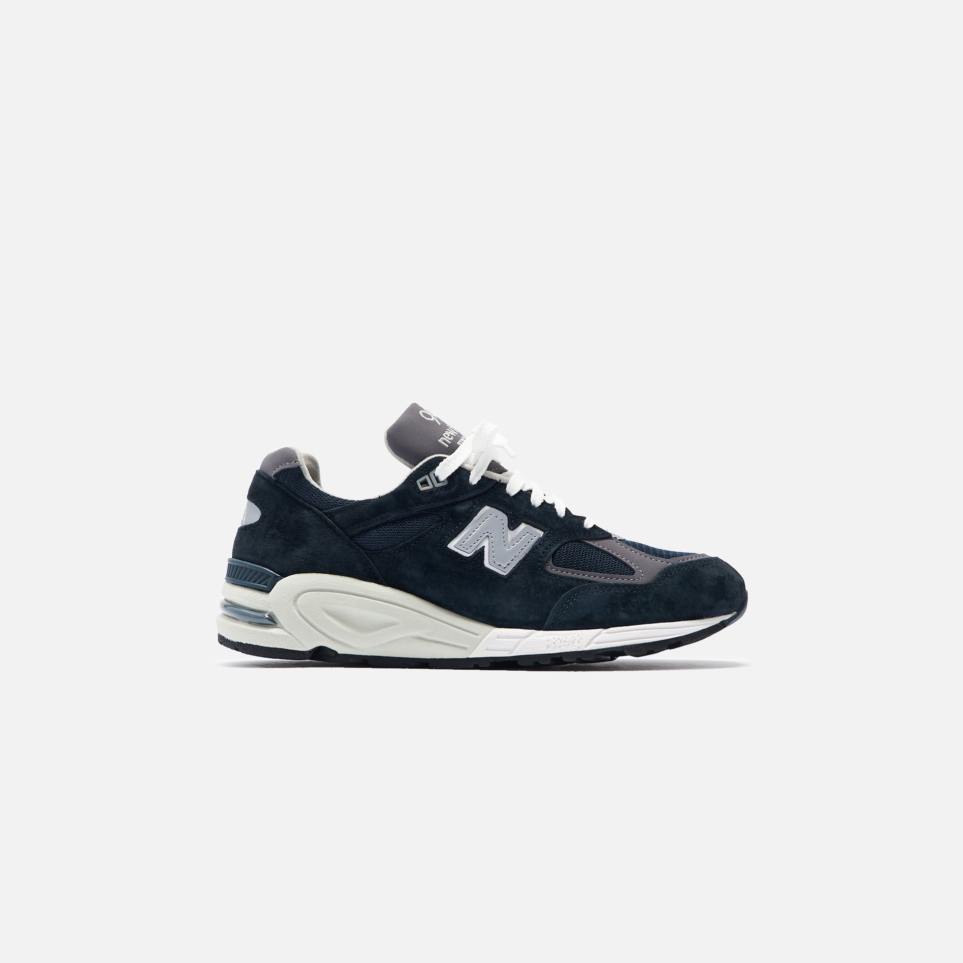 New Balance 990 v2 - Navy / White