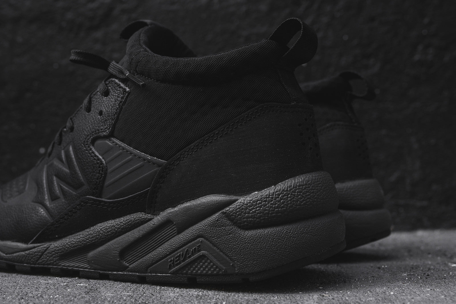 New Balance 580 Deconstructed Mid - Black