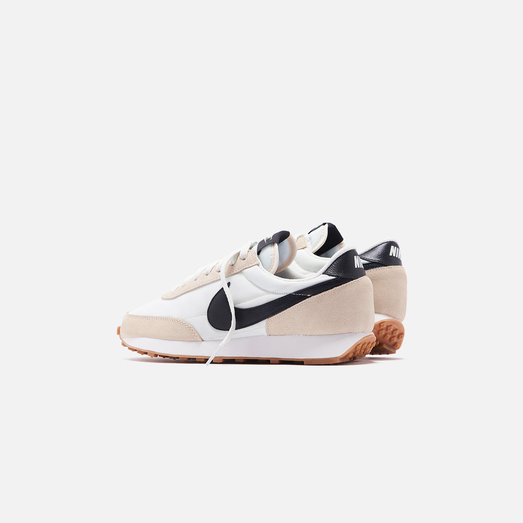 Nike WMNS Daybreak - Pale Ivory / Black Spruce / Aura Gum â Kith