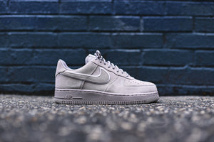 Nike Air Force 1 LV8 - Moon Particle