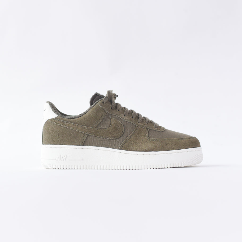 Olive green suede air force 1 shop