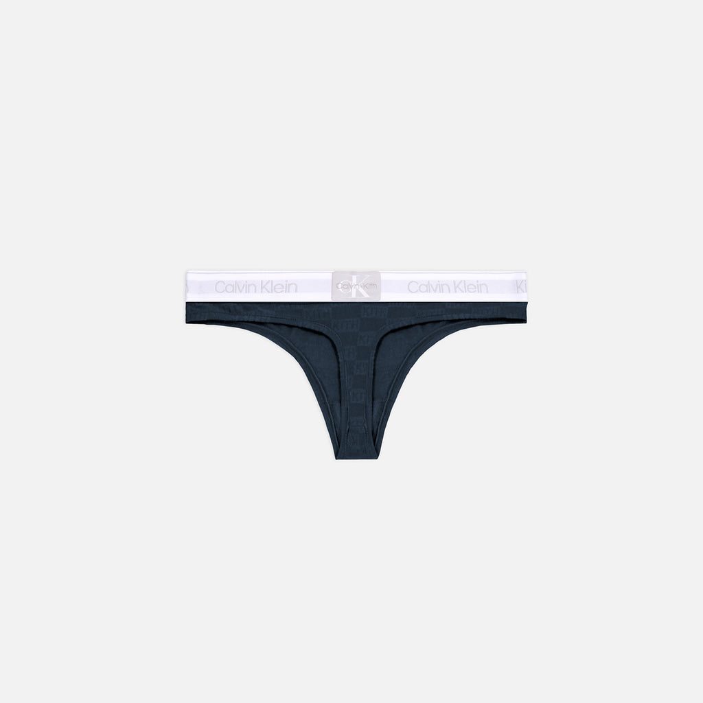 Calvin Klein - Womens Motive Cotton Thong 3Pk - Black/ Charcoal Heather/  Nymph'S Thigh - Onceit