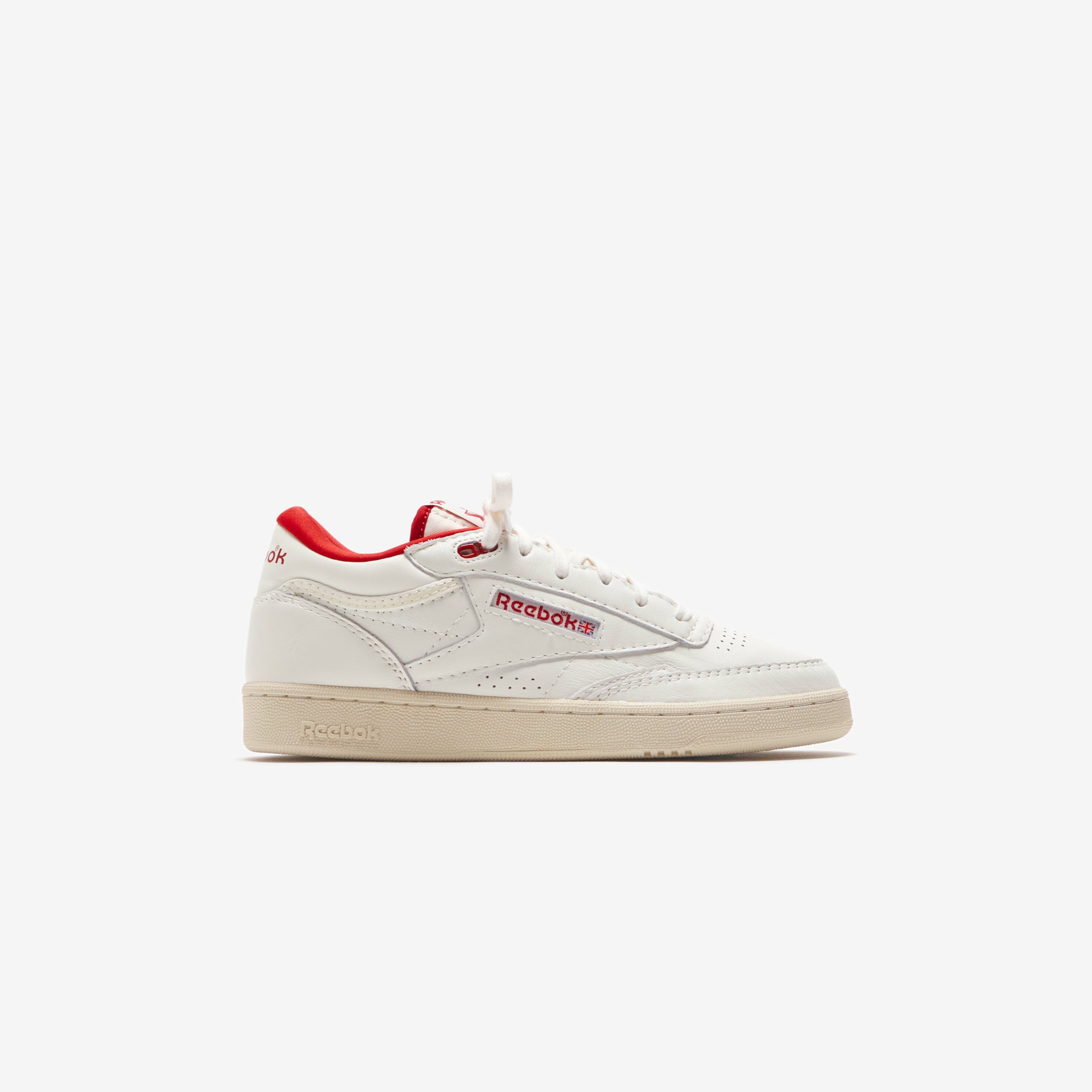 Reebok Club C Mid II Vintage - Chalk / Alabaster / Flash Red