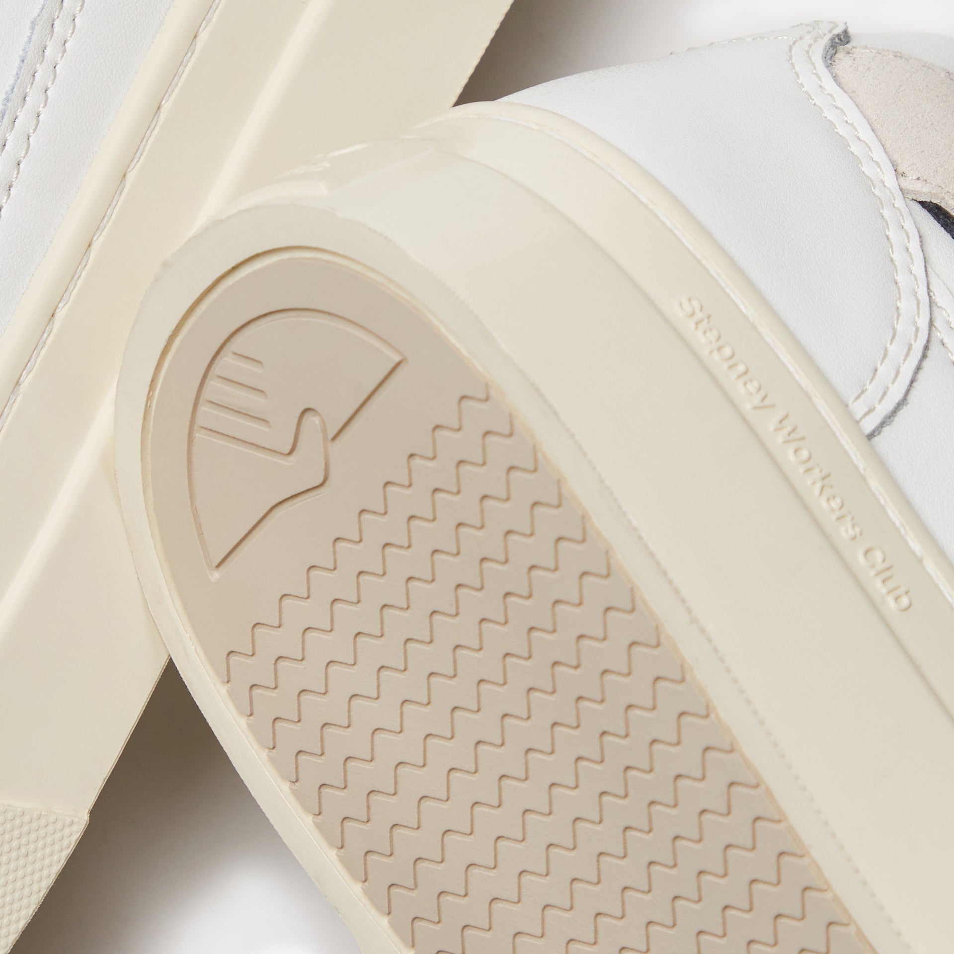 Stepney Workers Club Pearl Pearl S-Strike Leather - White / Black