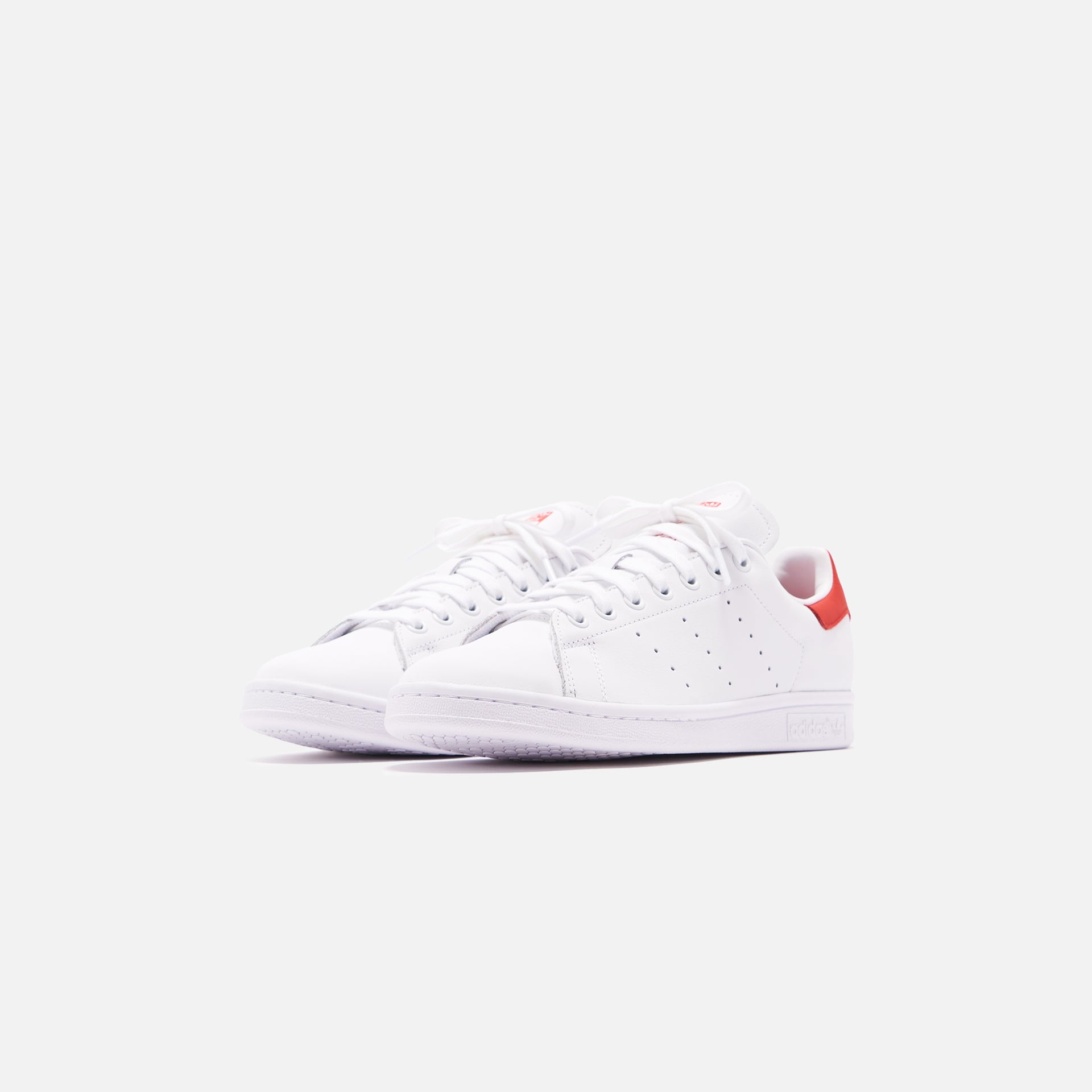 adidas Originals Stan Smith - White / Lush Red