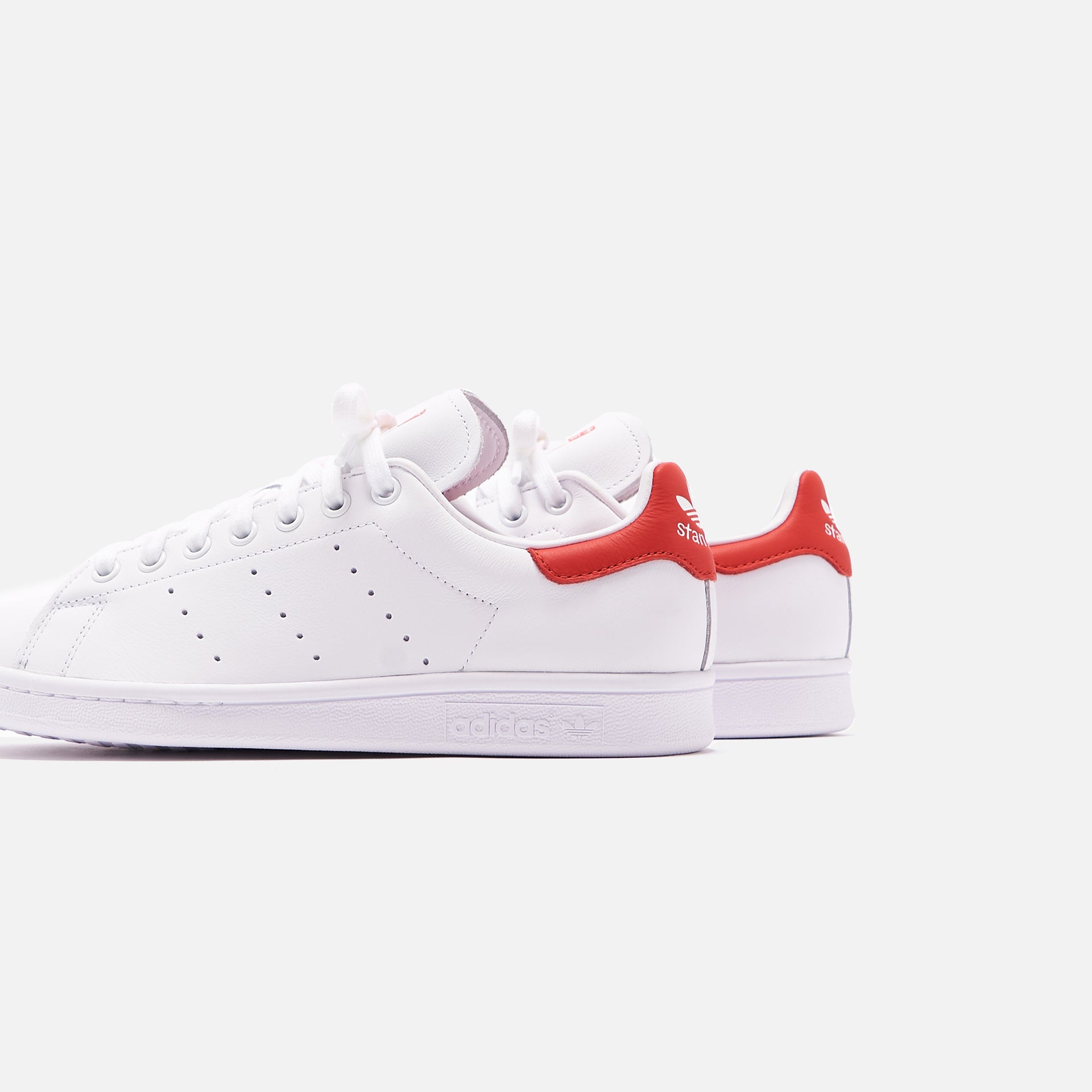 adidas Originals Stan Smith - White / Lush Red