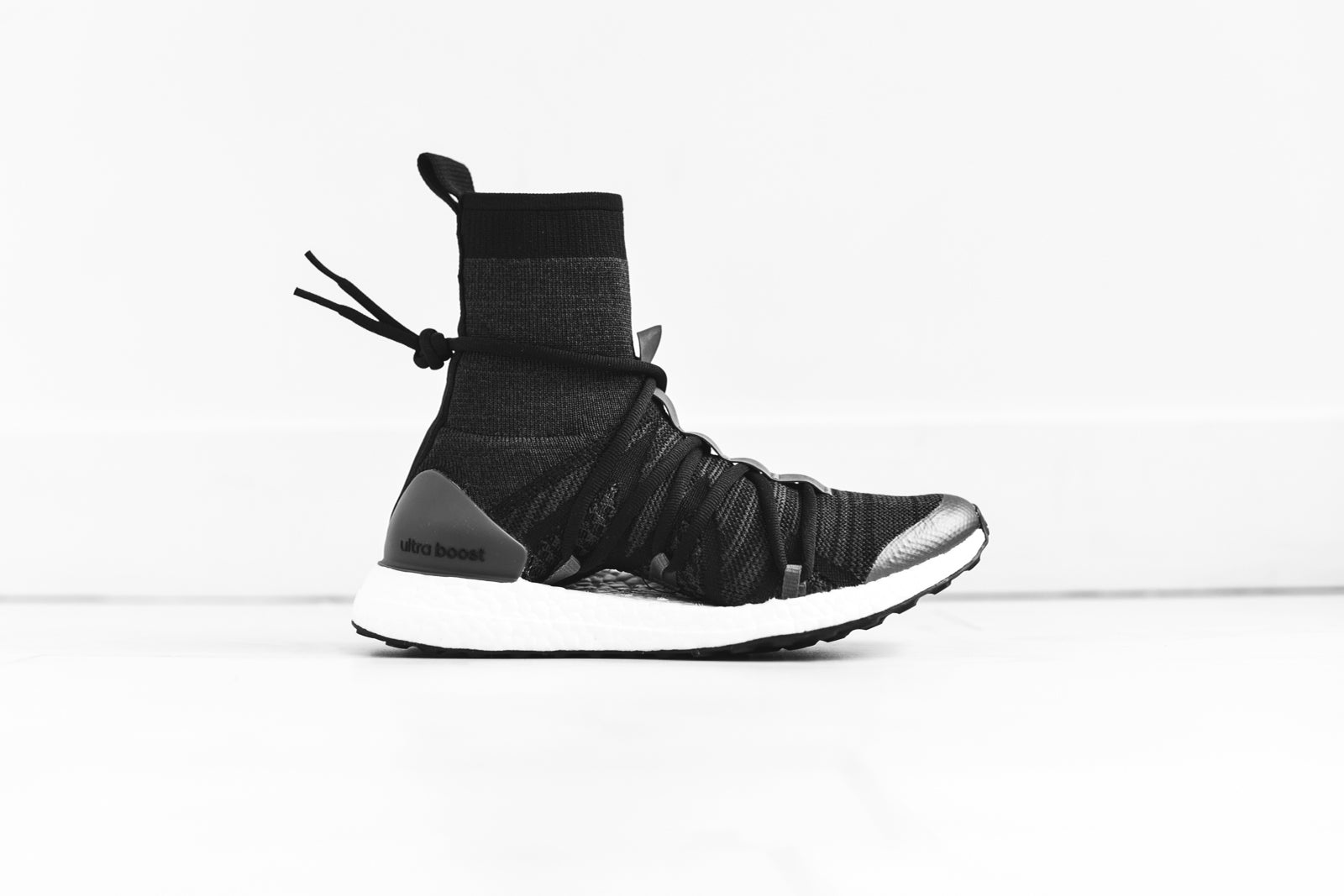 adidas by Stella McCartney WMNS UltraBoost X Mid - Black / Grey / Stee Kith adidas by Stella McCartney WMNS UltraBoost X Mid - Black / Grey / Stee Kith